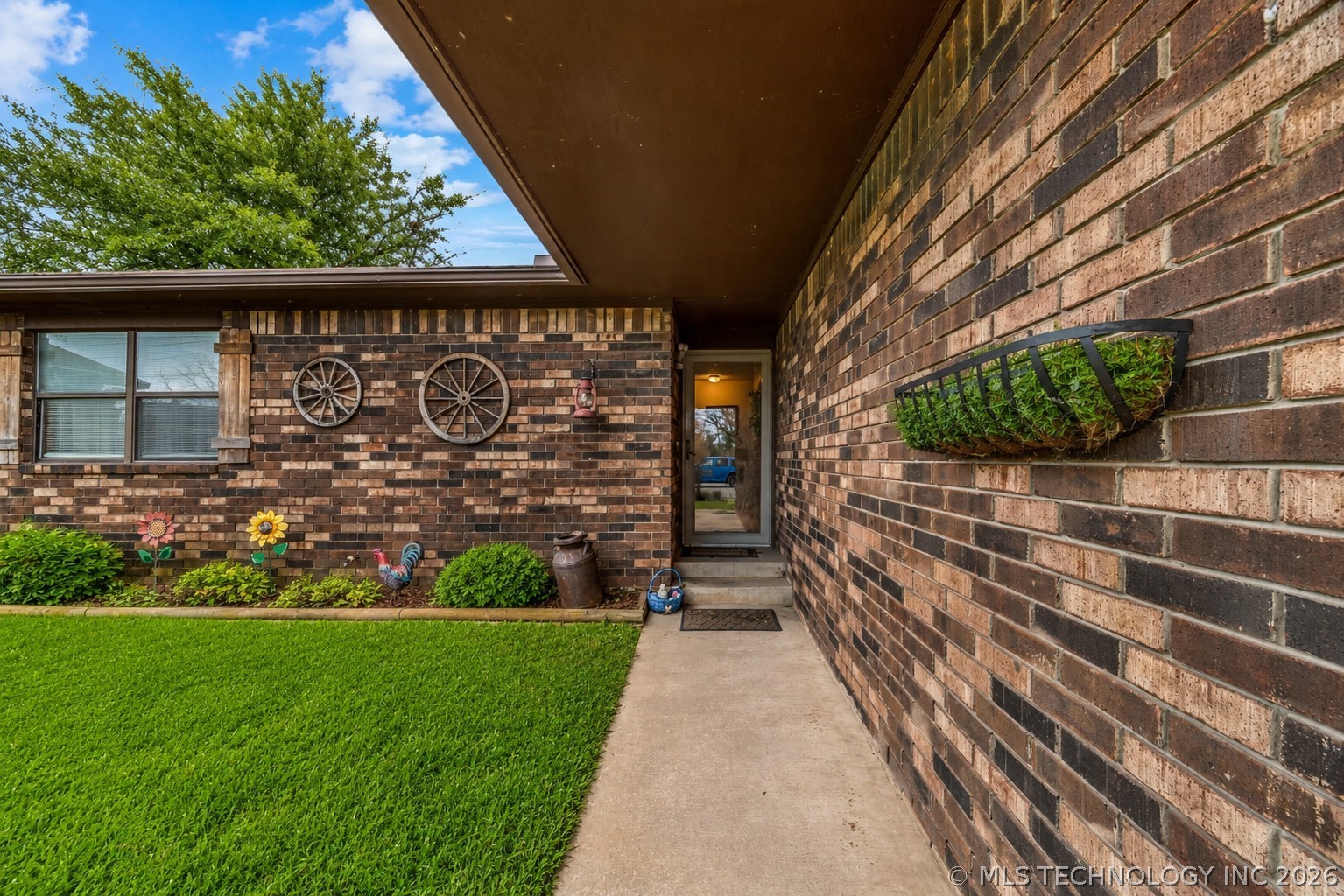 604 E Radcliff Avenue Locust Grove OK 74352
