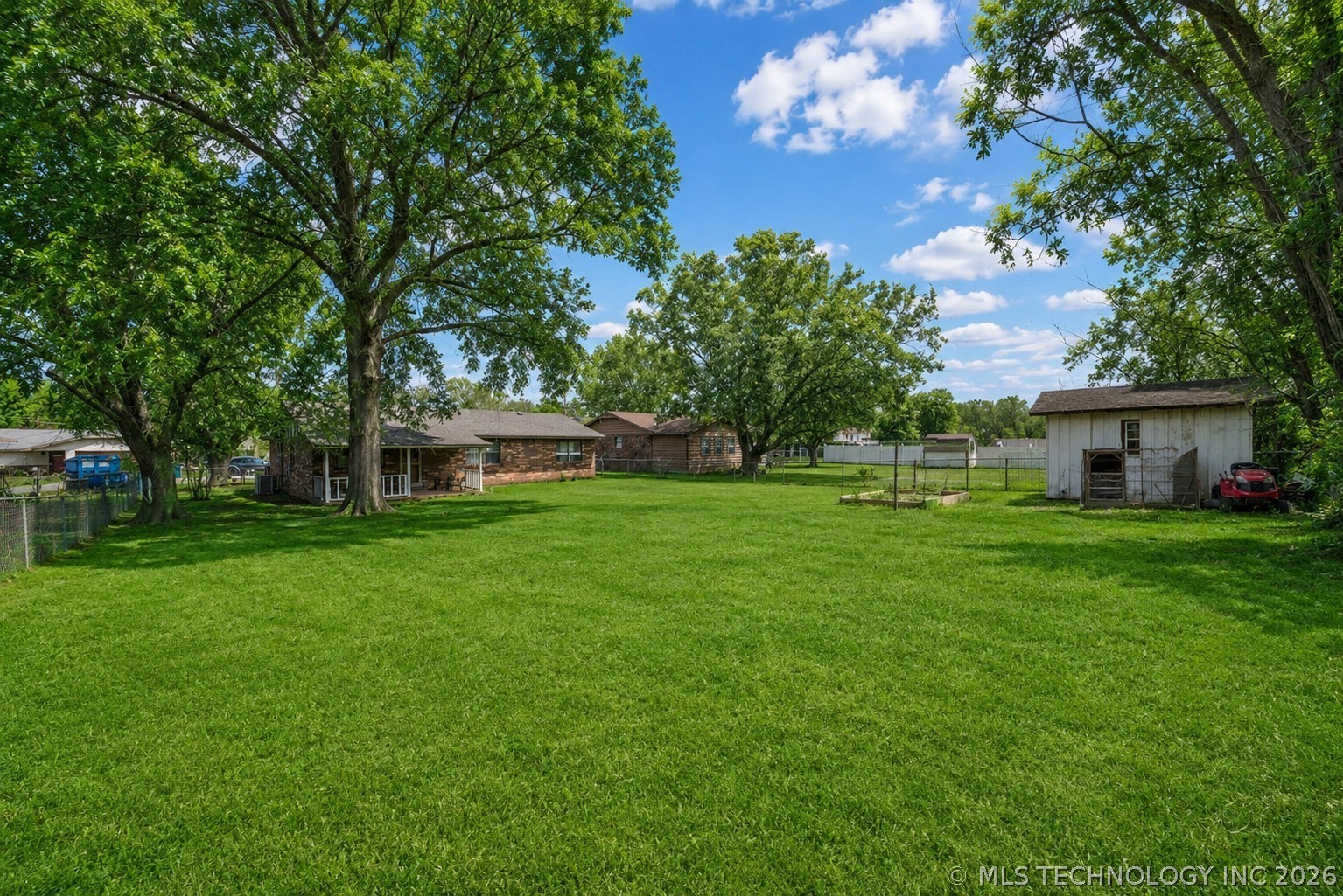 604 E Radcliff Avenue Locust Grove OK 74352