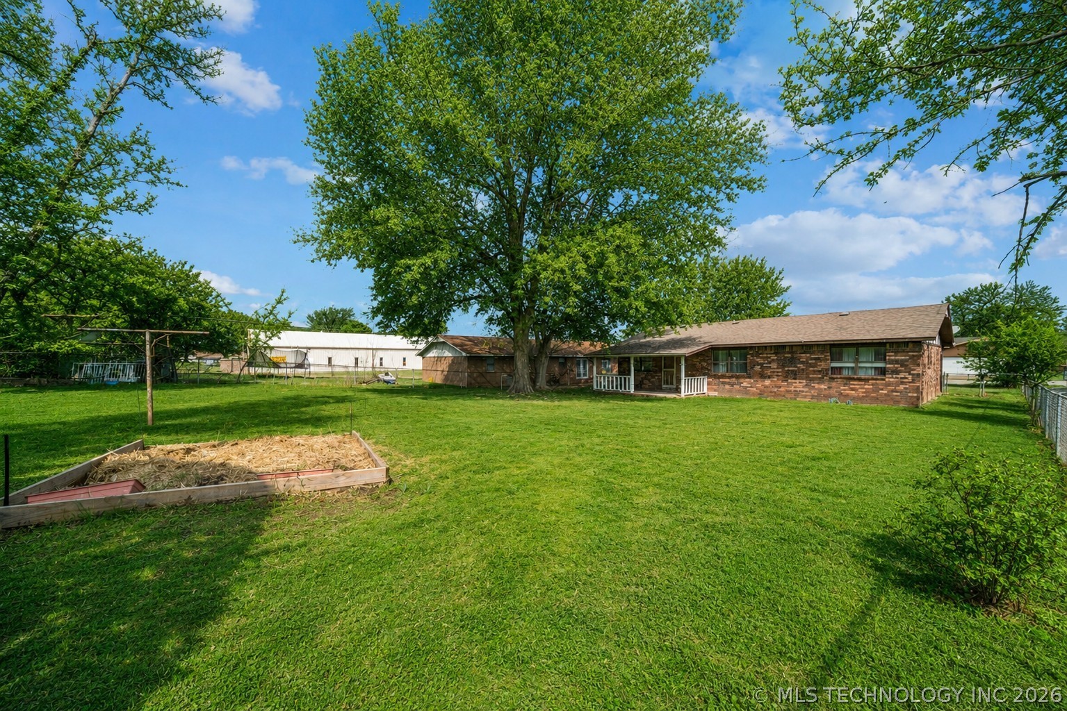 604 E Radcliff Avenue Locust Grove OK 74352