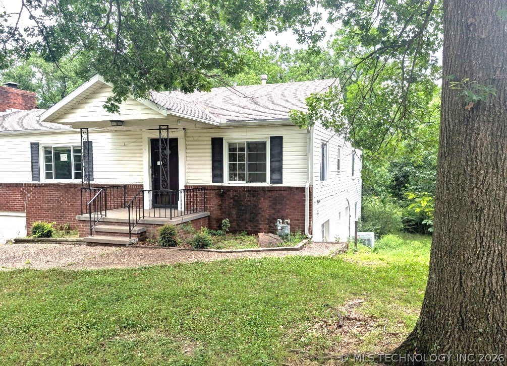 2076 Southview Avenue Bartlesville OK 74003