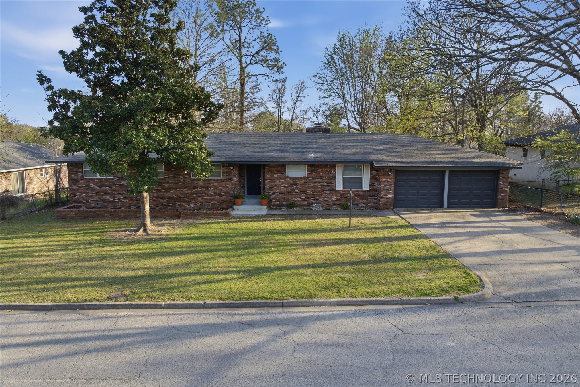 802 E Seneca Tahlequah OK 74464