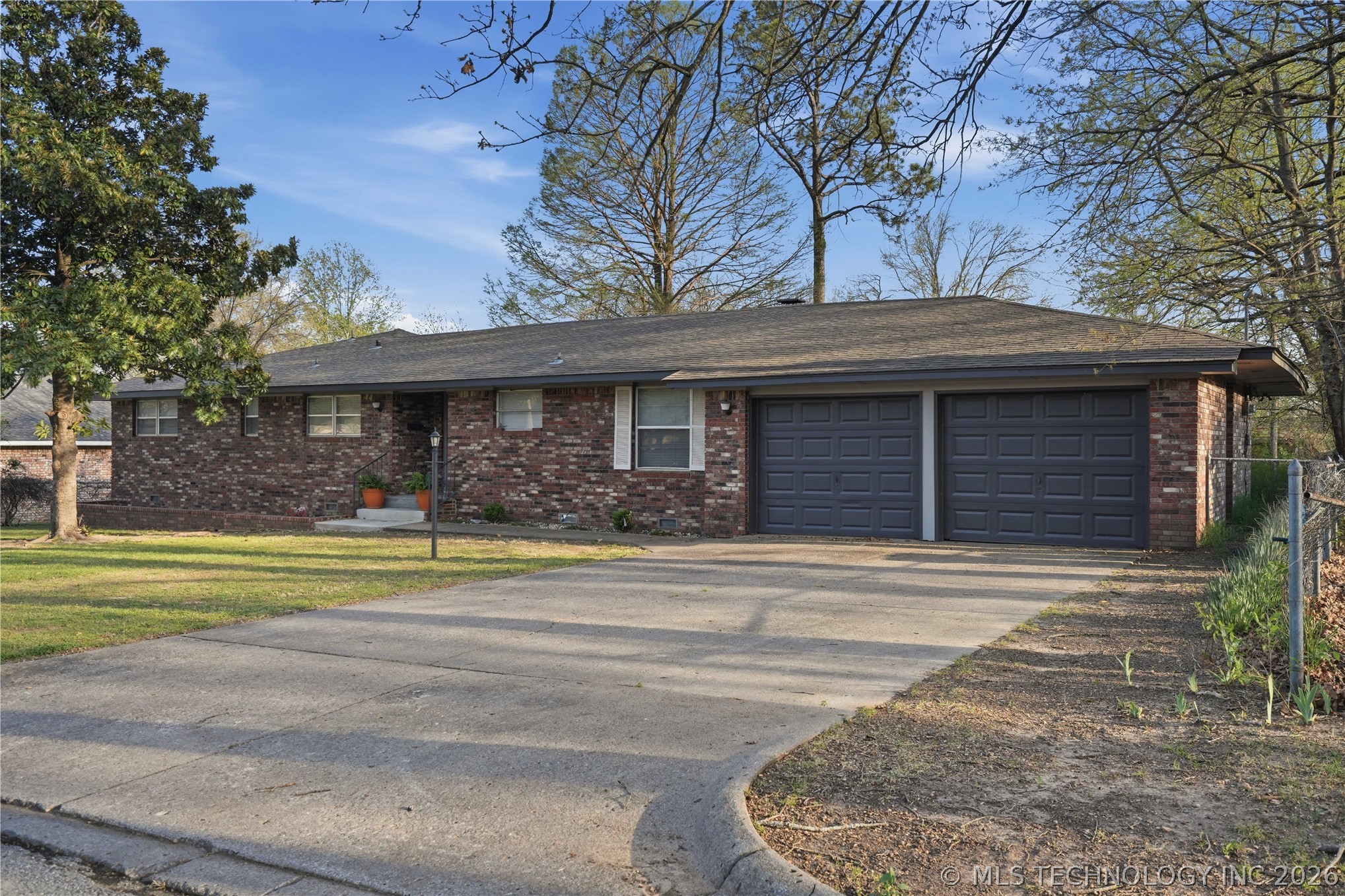 802 E Seneca Tahlequah OK 74464