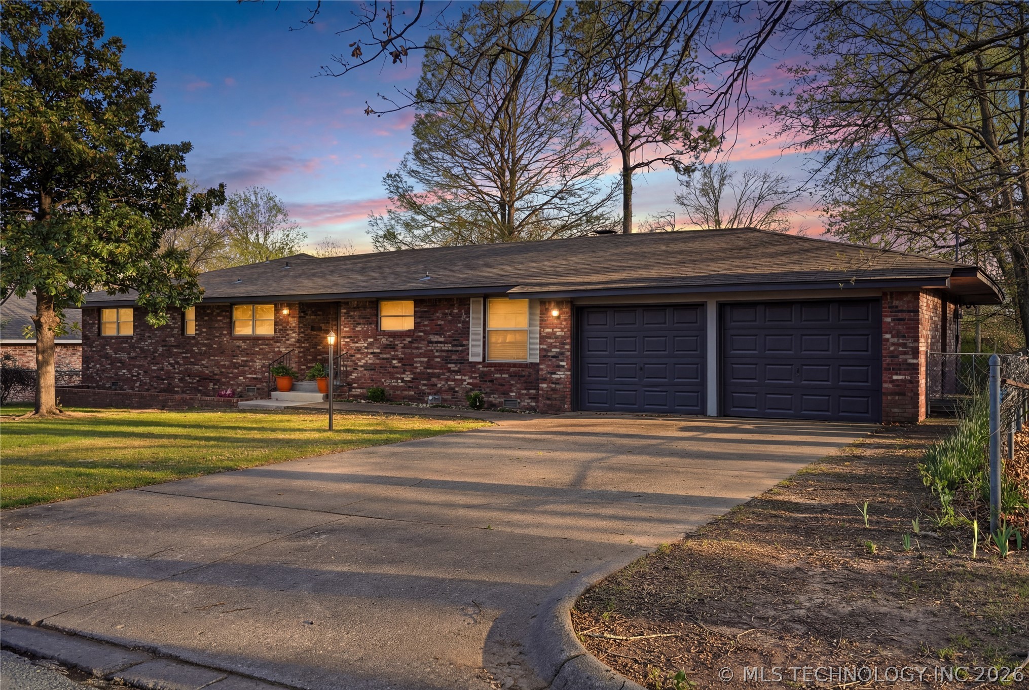 802 E Seneca Tahlequah OK 74464