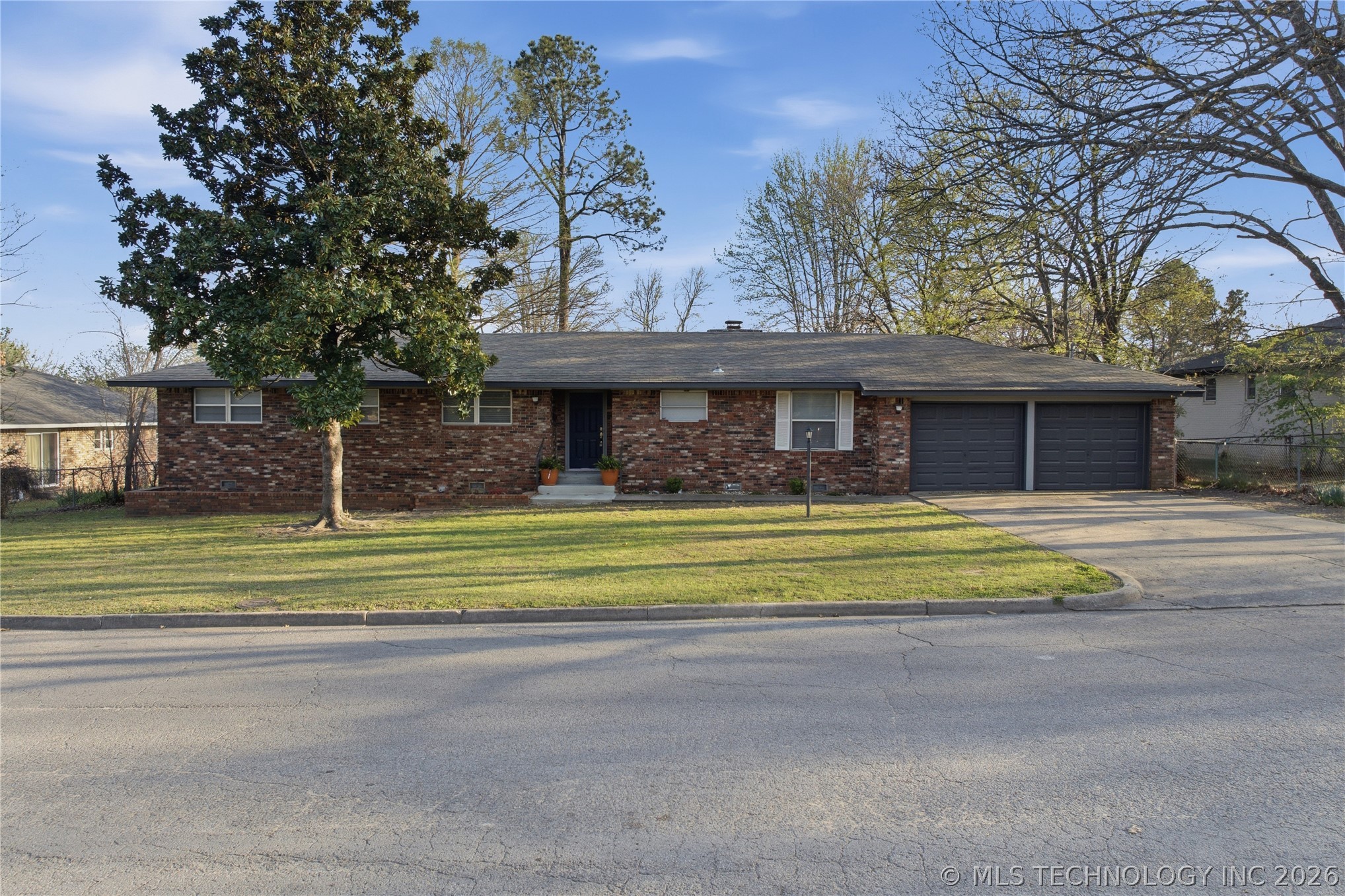 802 E Seneca Tahlequah OK 74464