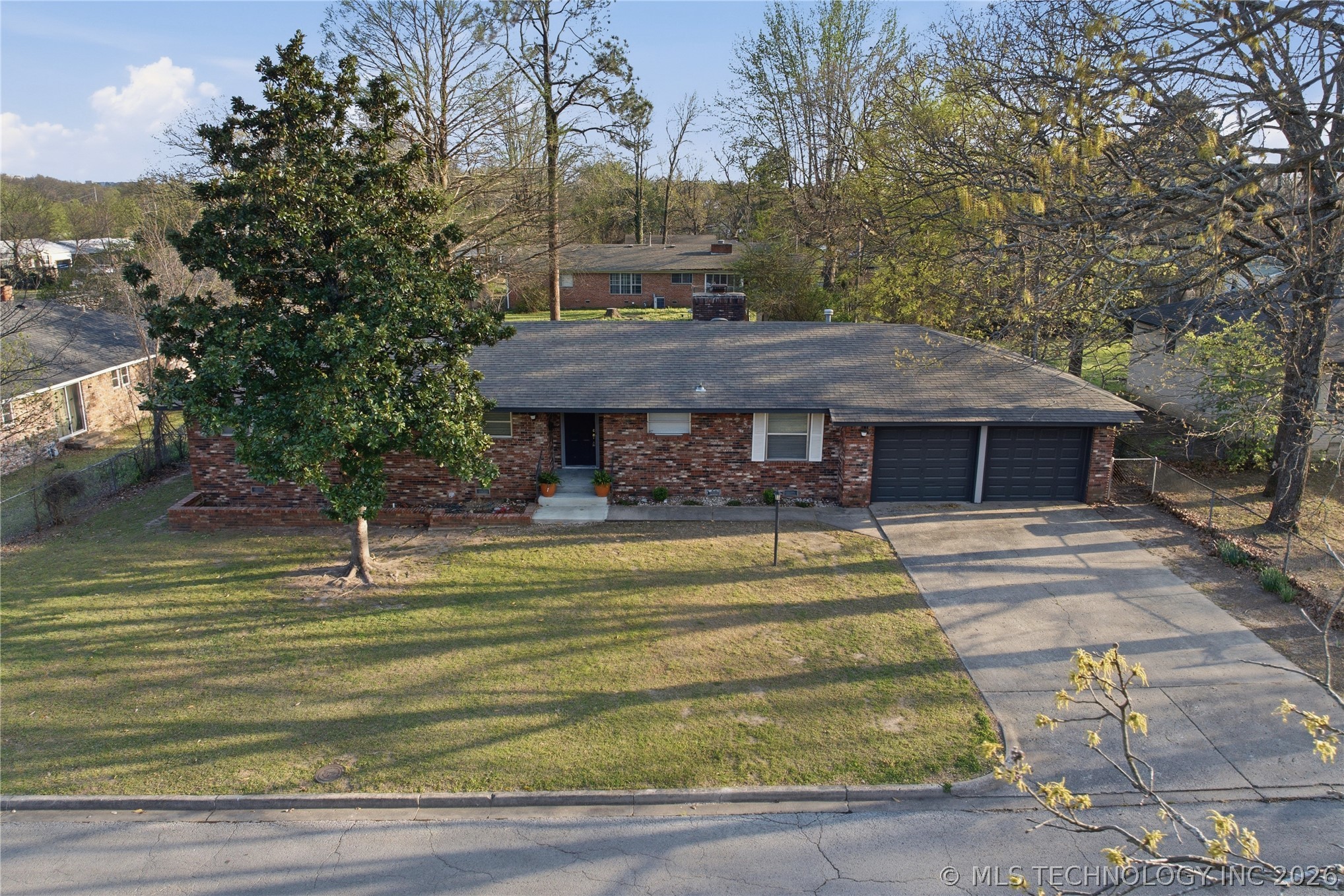 802 E Seneca Tahlequah OK 74464