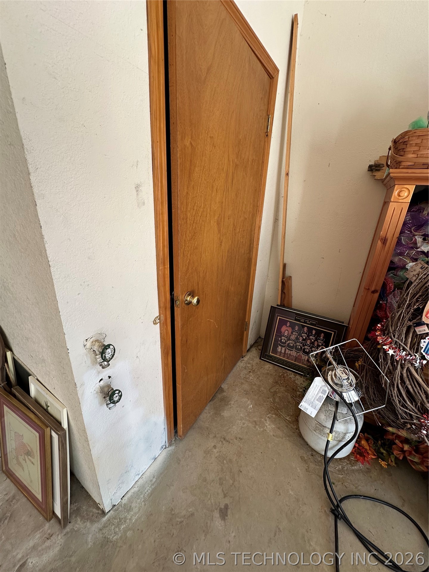 1135 Cravens Wilburton OK 74578
