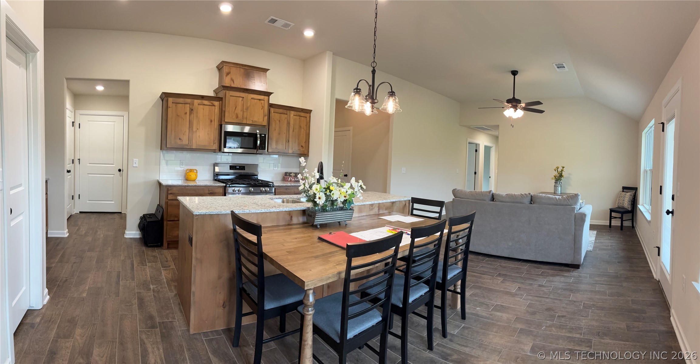 504 NW 7th Street Wagoner OK 74467