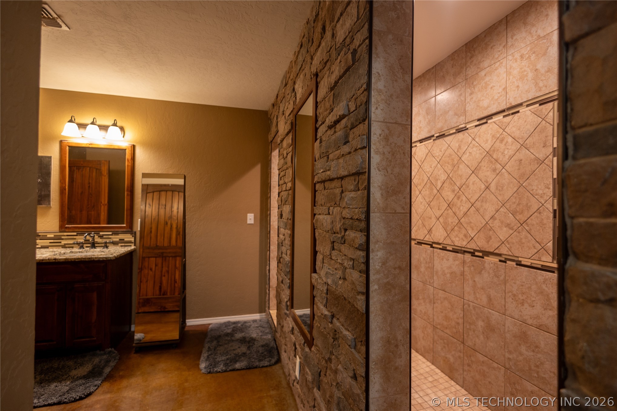8251 SE Woodlawn Road Lawton OK 73501