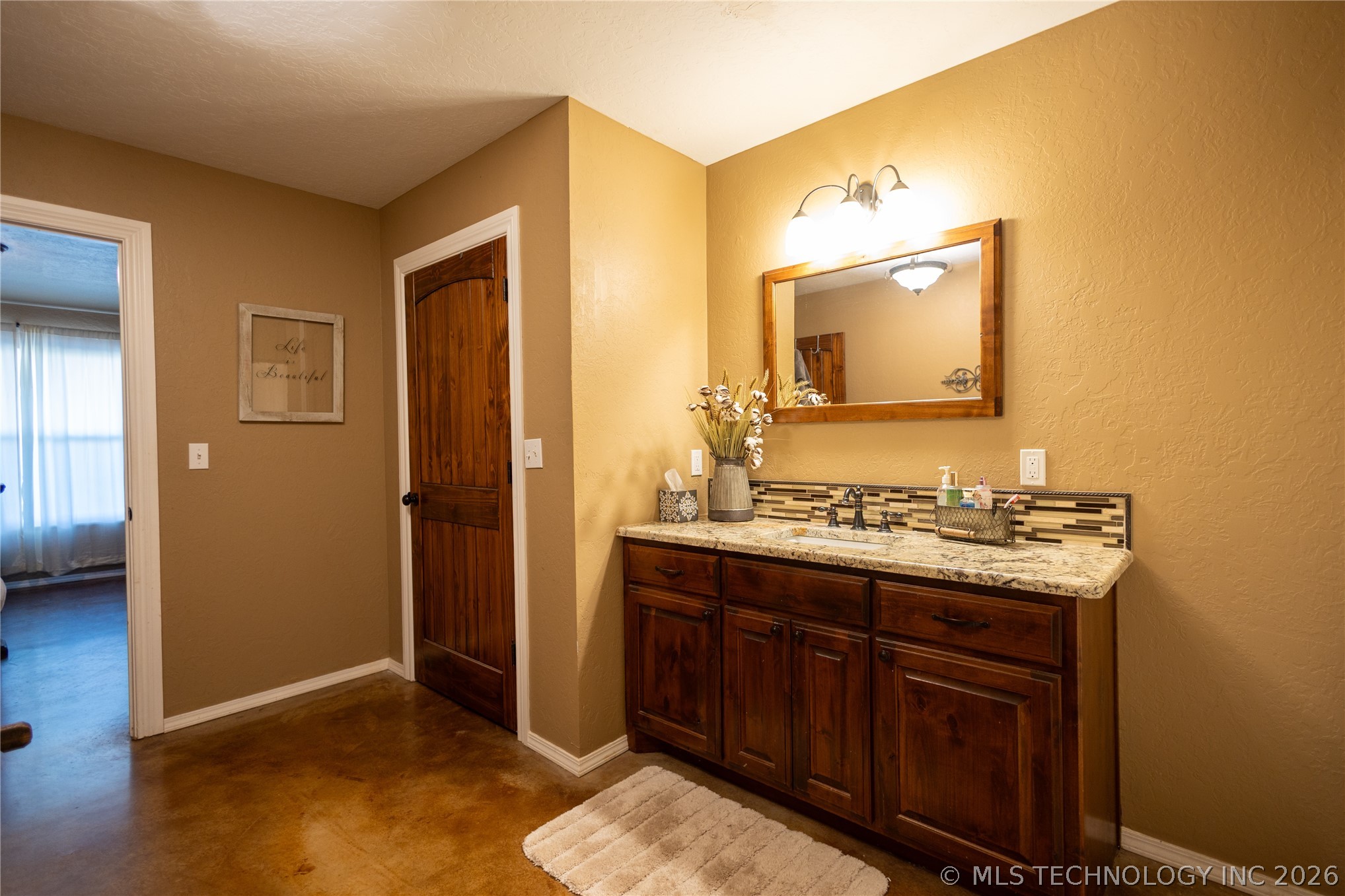 8251 SE Woodlawn Road Lawton OK 73501