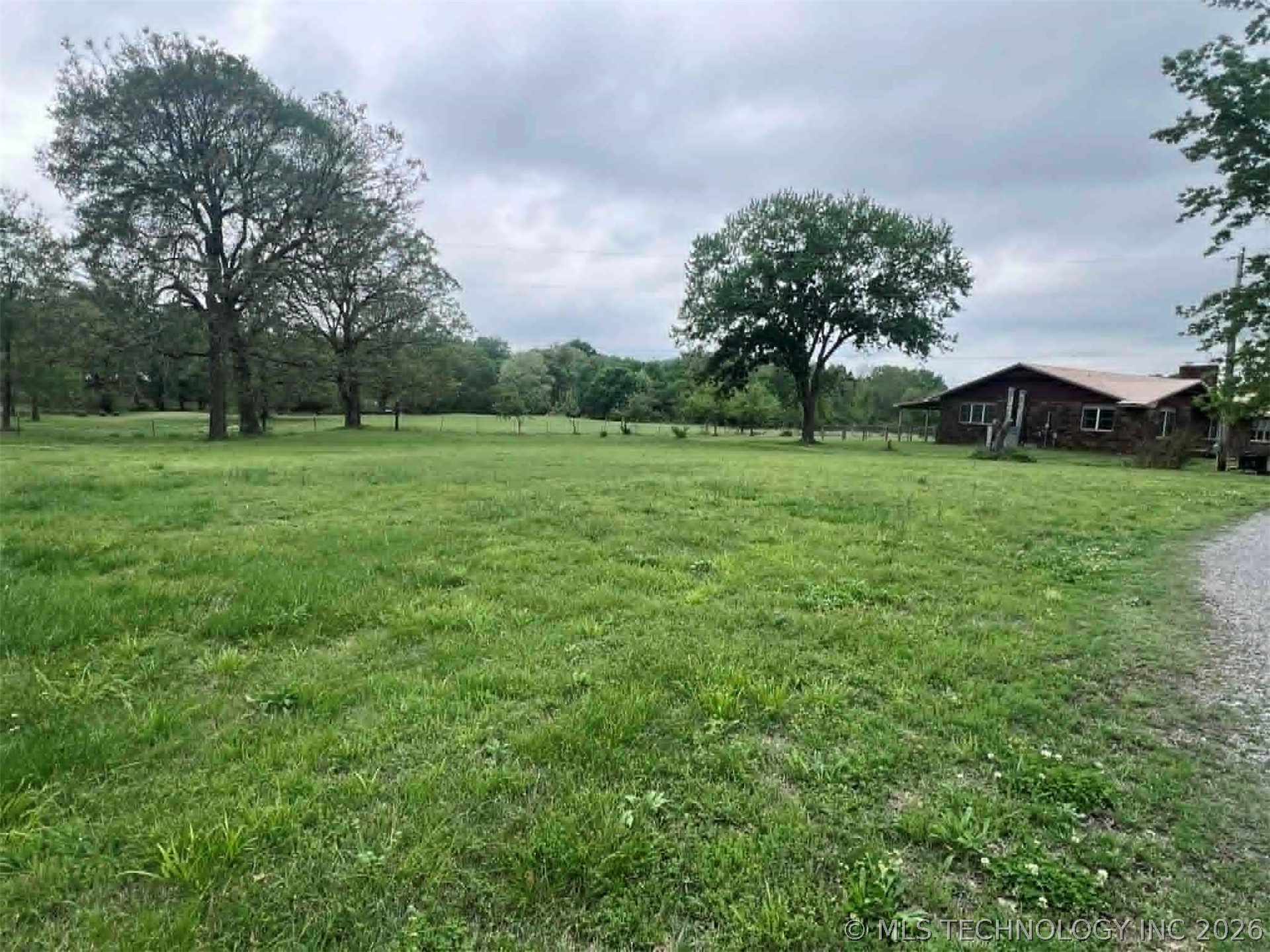 18756 E 690 Road Moody OK 74464