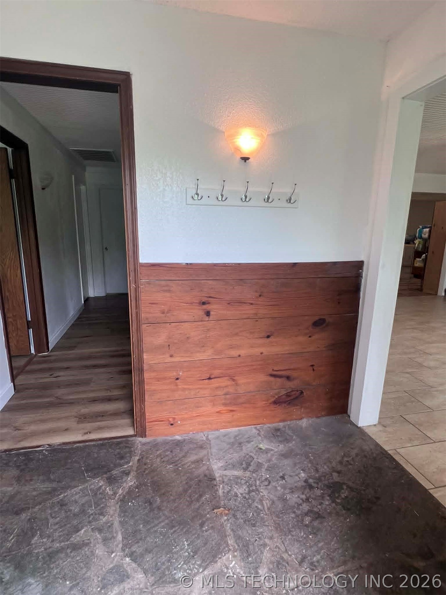 18756 E 690 Road Moody OK 74464