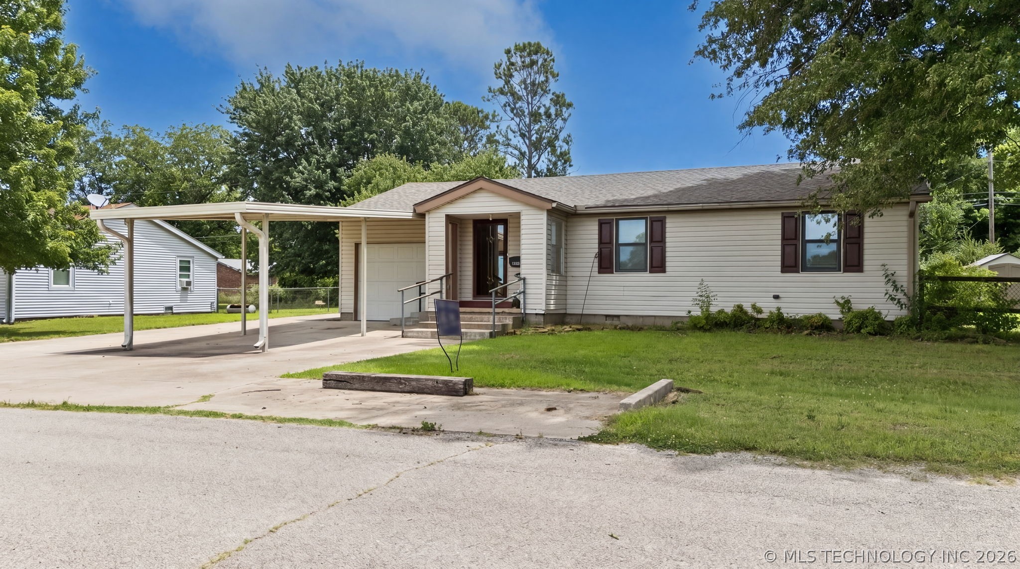 520 NE Wilshire Avenue Bartlesville OK 74006