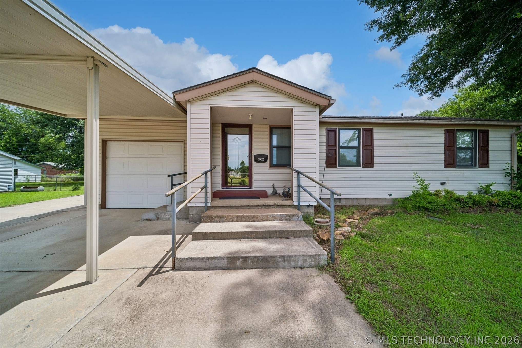 520 NE Wilshire Avenue Bartlesville OK 74006