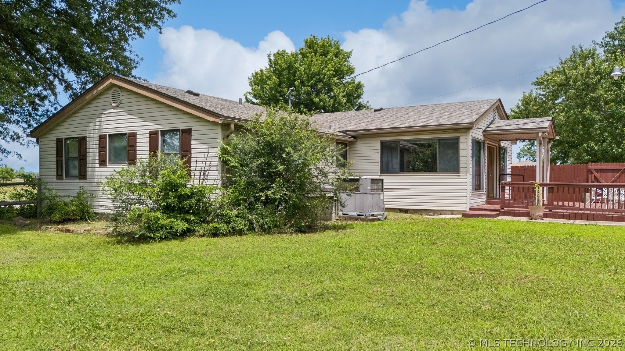 520 NE Wilshire Avenue Bartlesville OK 74006