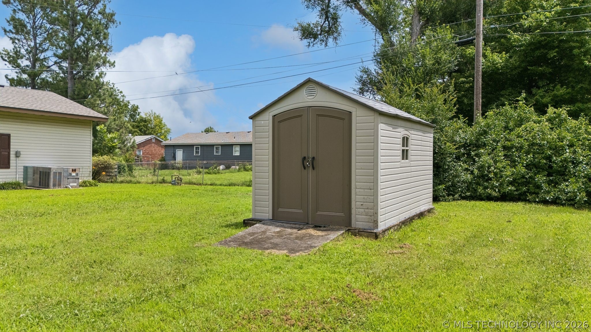 520 NE Wilshire Avenue Bartlesville OK 74006