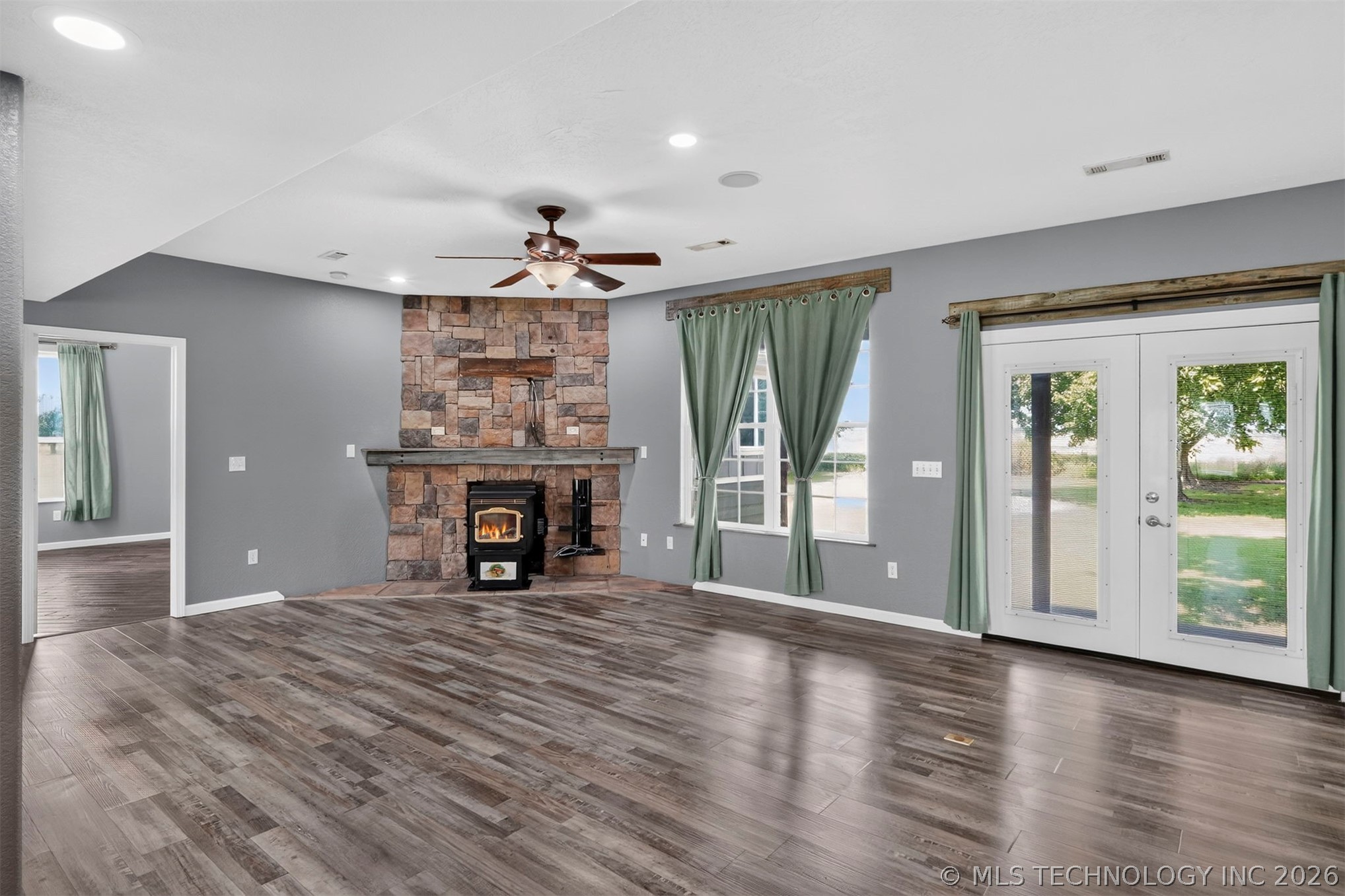 58499 S 700 Road Watts OK 74964