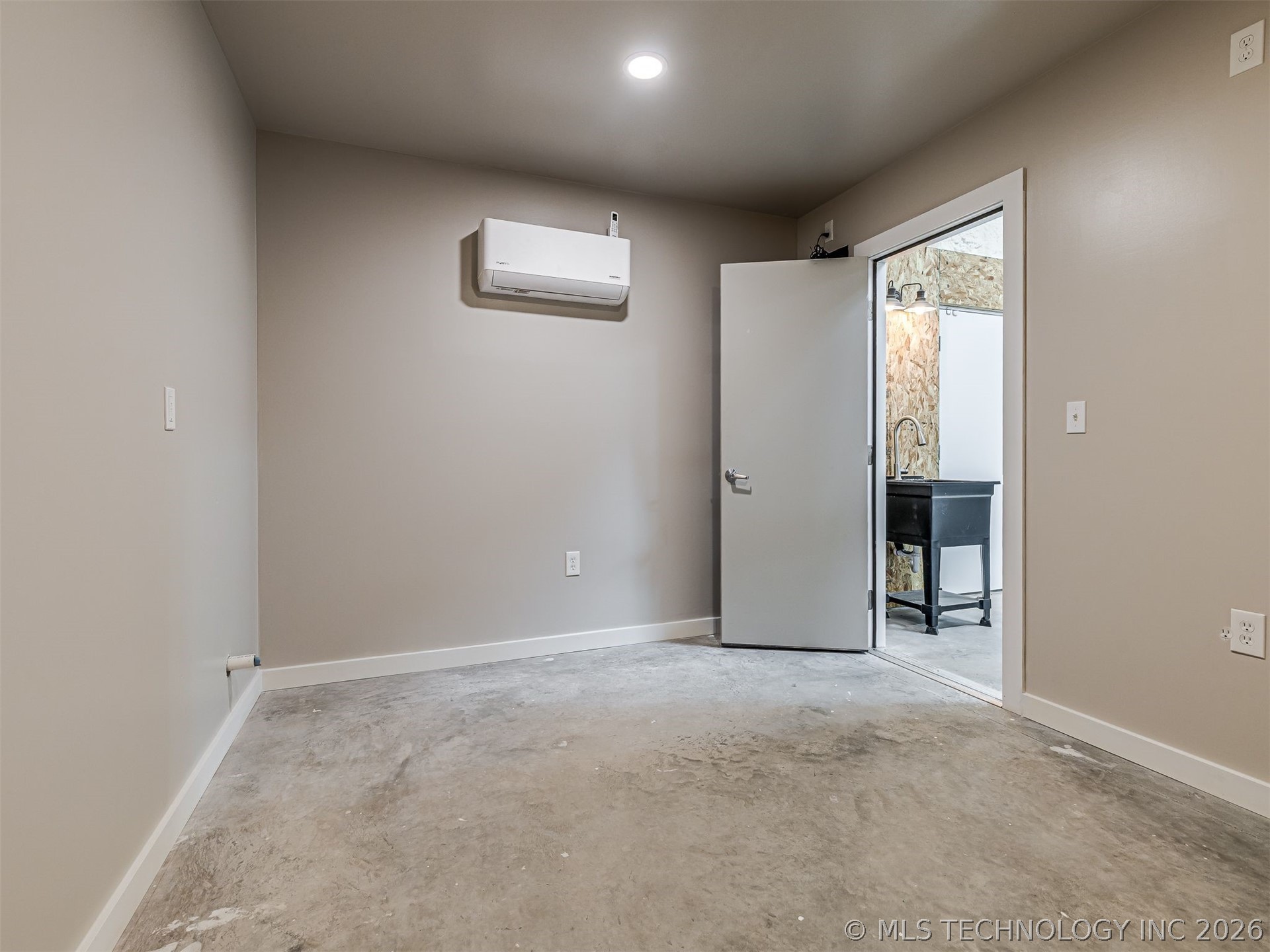 22301 W Cedar Lane Sapulpa OK 74066