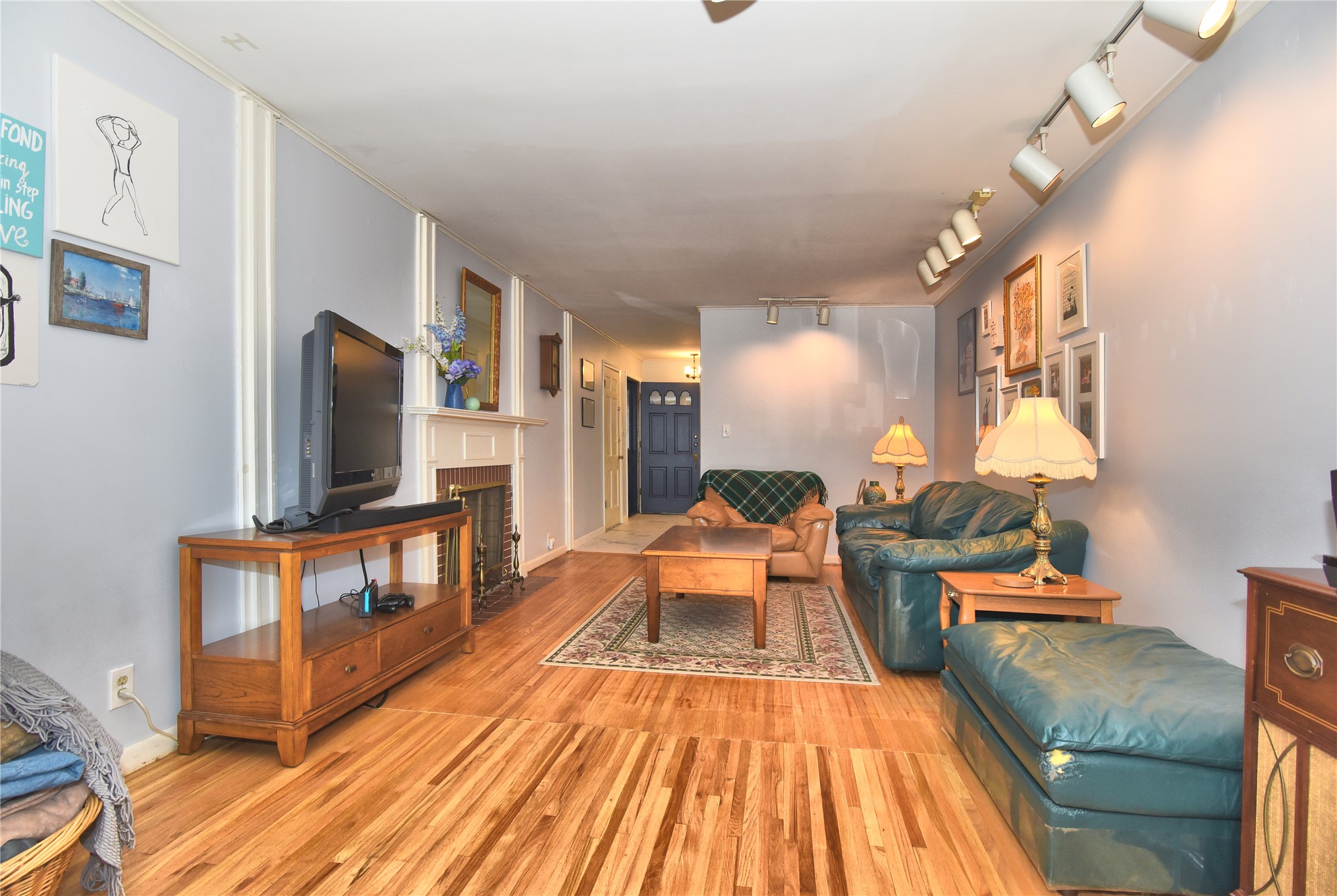 1598 E 60th Place Tulsa OK 74105