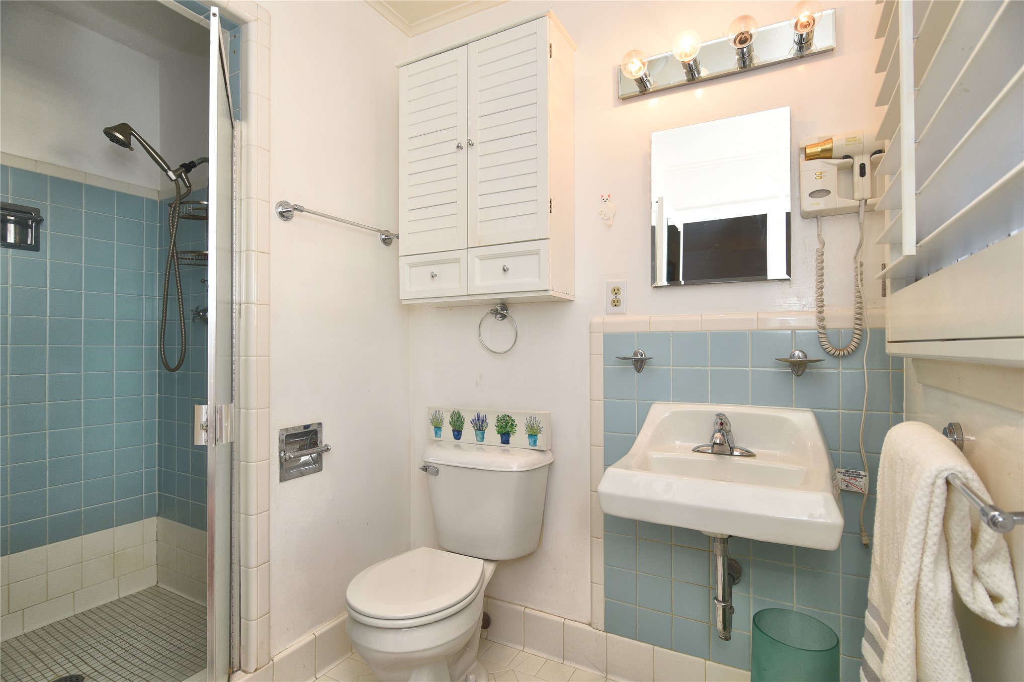 1598 E 60th Place Tulsa OK 74105