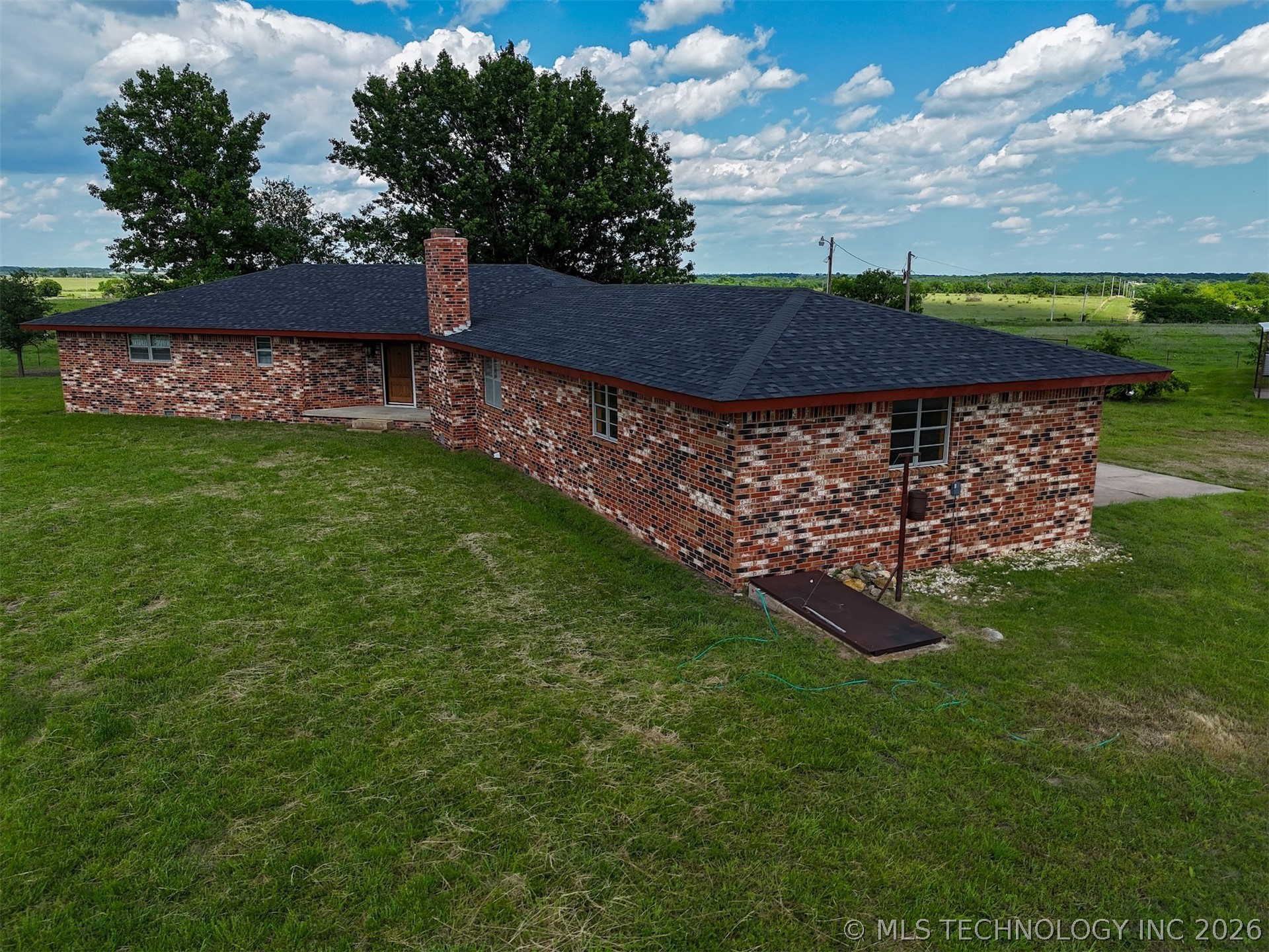 11252 S Highway 377 Kingston OK 73439