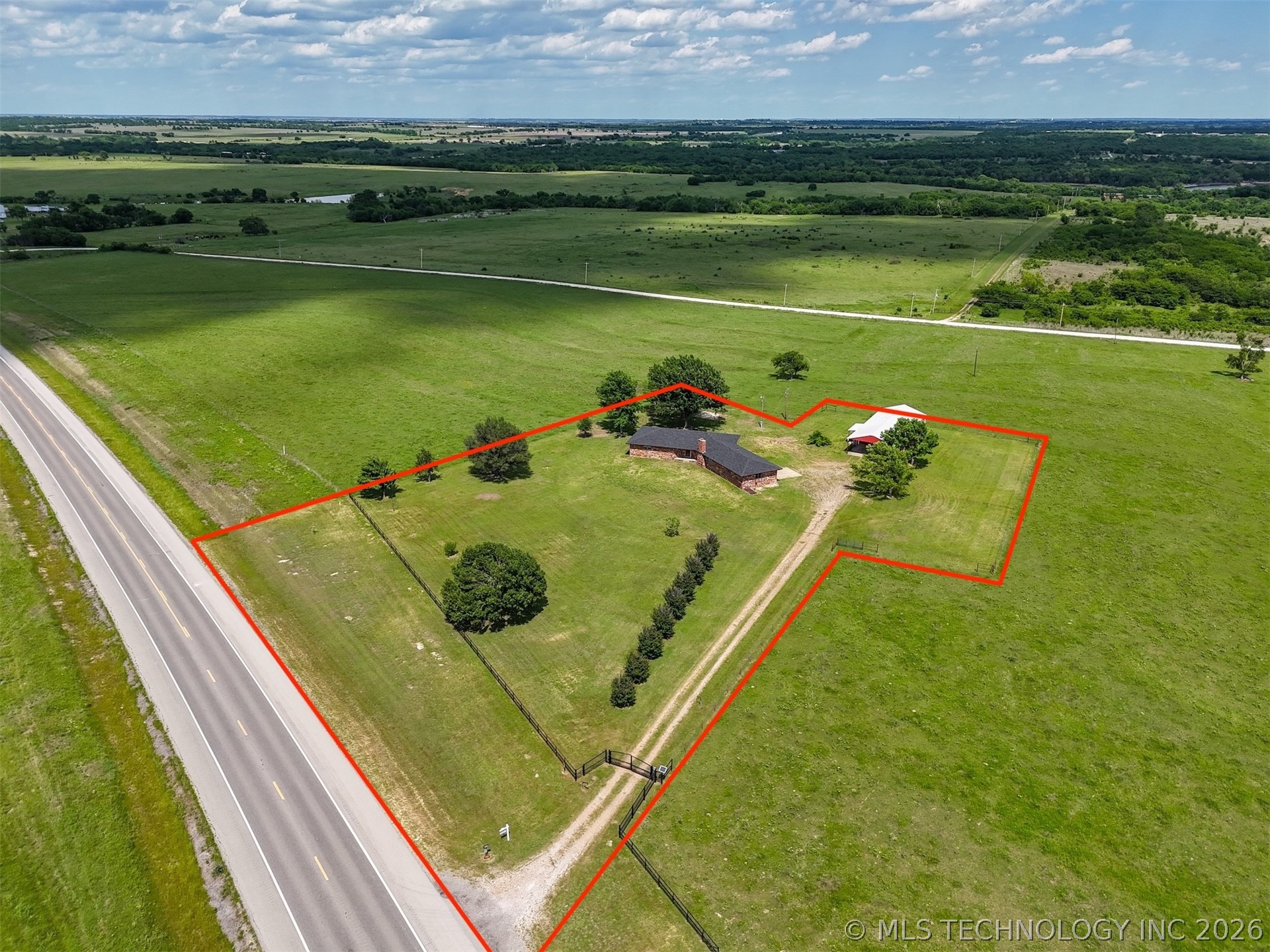 11252 S Highway 377 Kingston OK 73439