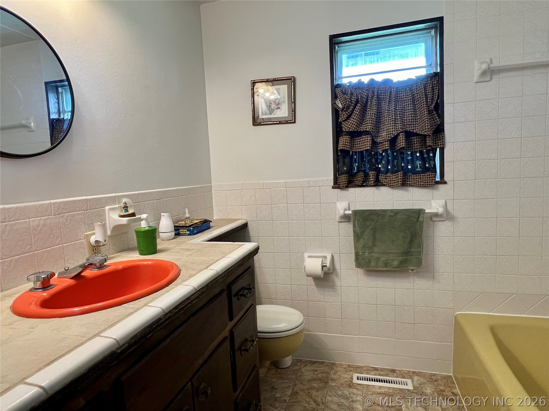 11252 S Highway 377 Kingston OK 73439