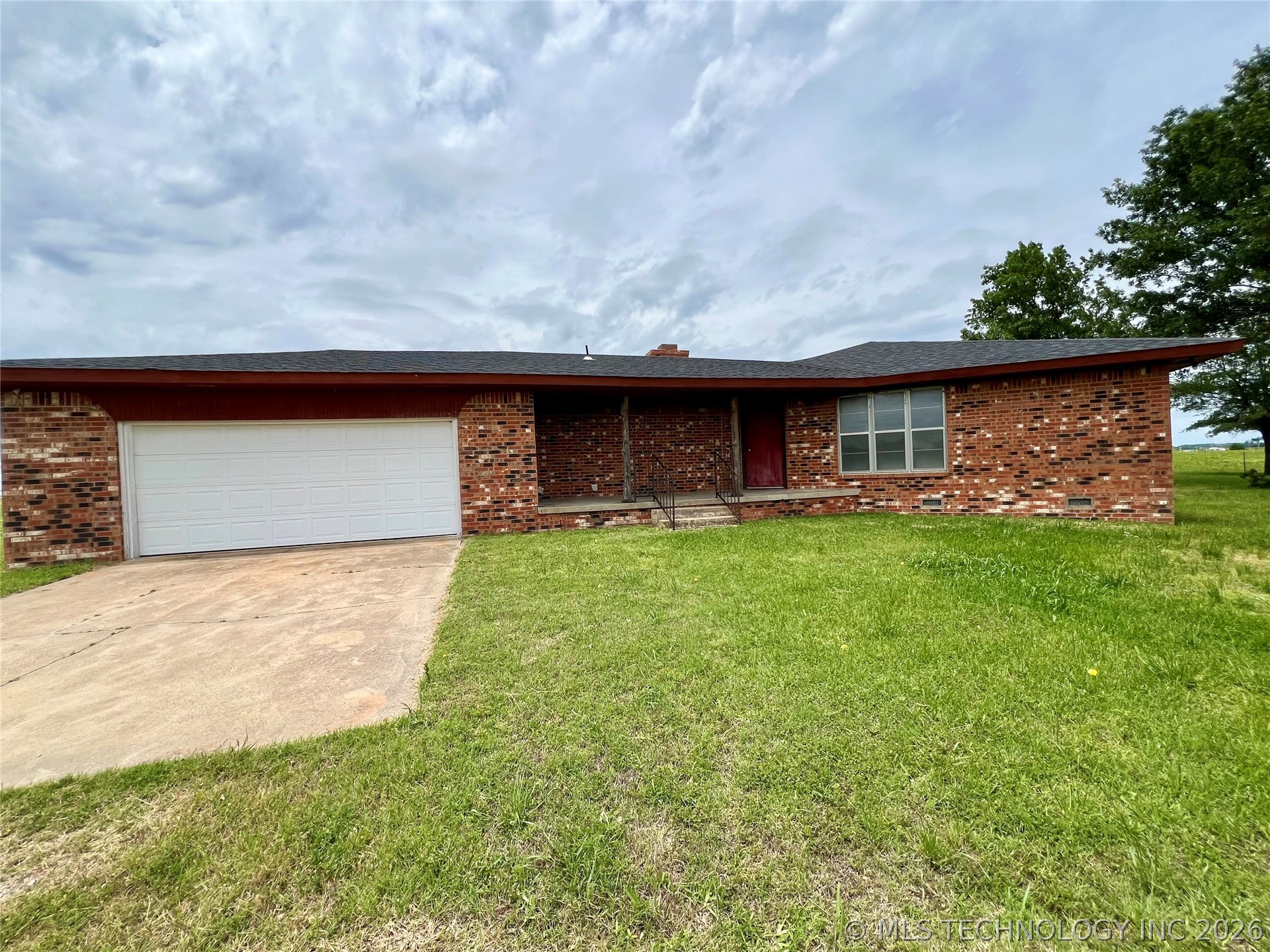 11252 S Highway 377 Kingston OK 73439