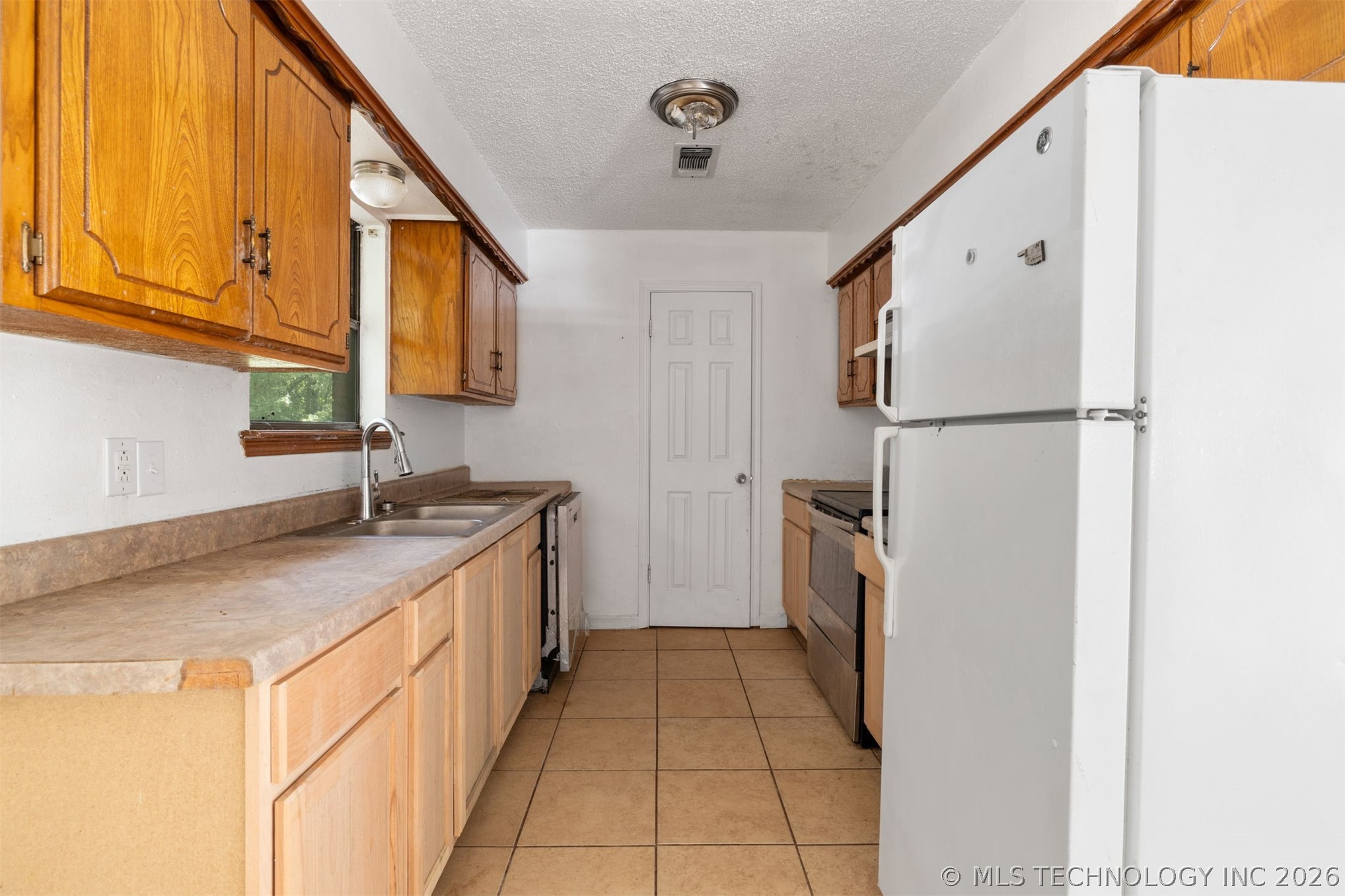 911 S K Street Hugo OK 74743