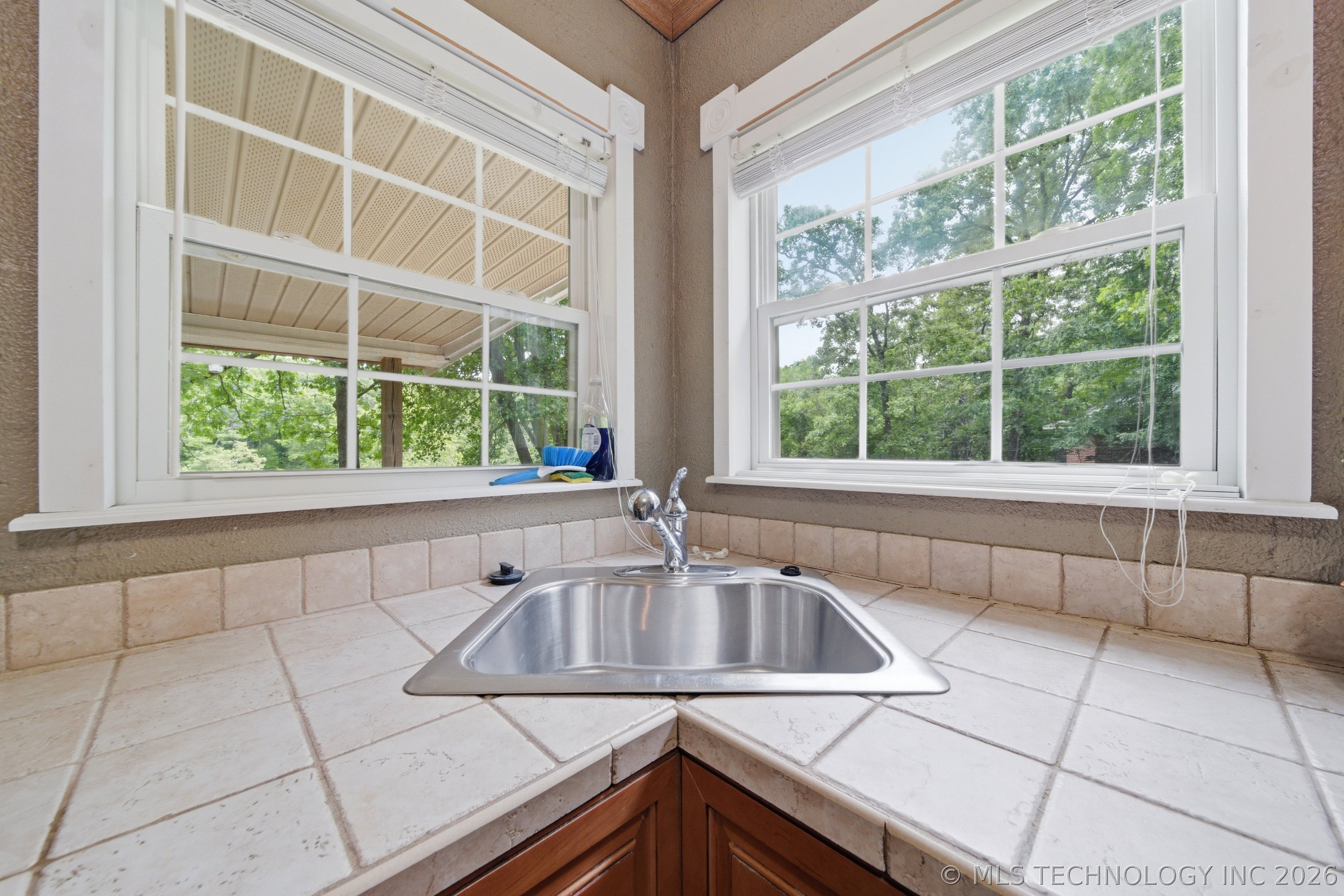4248 W Pilot Drive Hulbert OK 74441