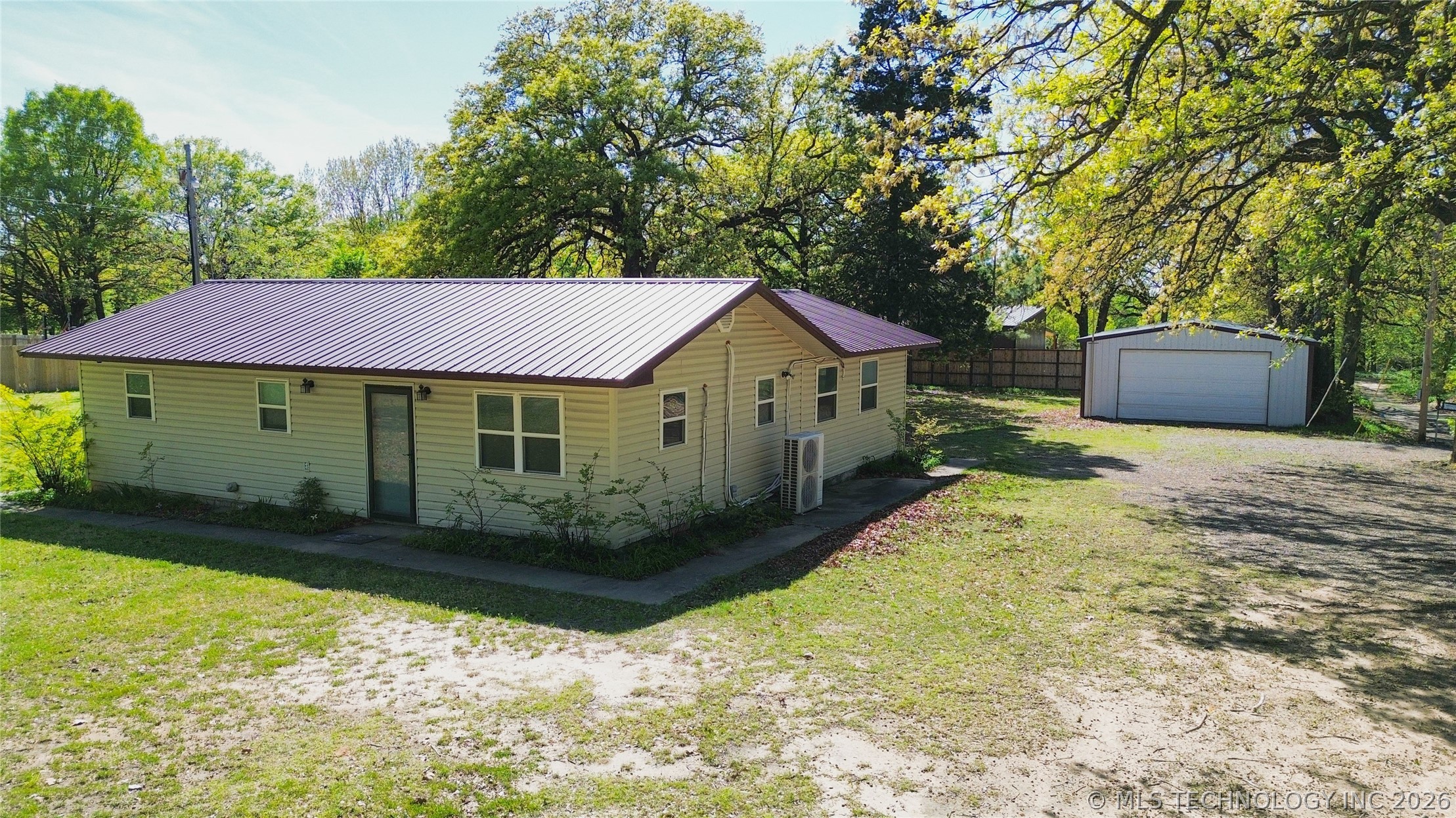 420502 E 1170 Road Eufaula OK 74432