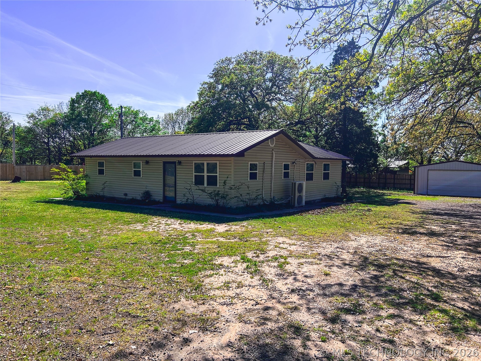 420502 E 1170 Road Eufaula OK 74432