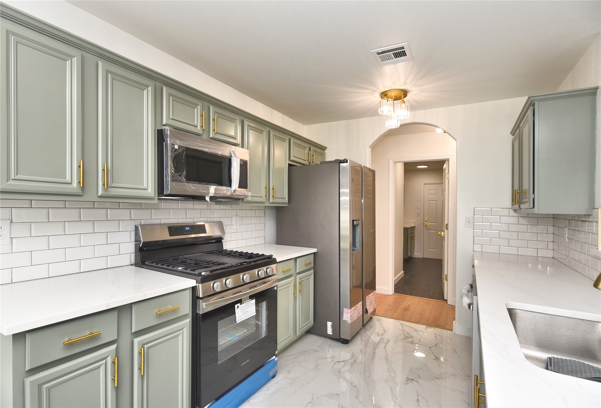 225 E Seminole Place Tulsa OK 74110