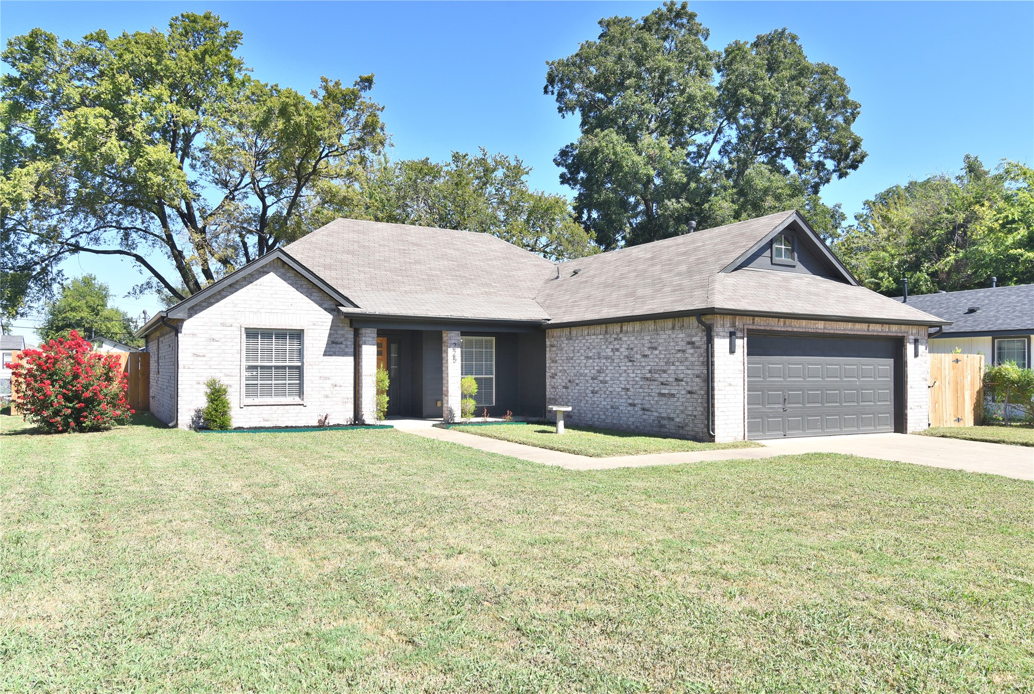 225 E Seminole Place Tulsa OK 74110