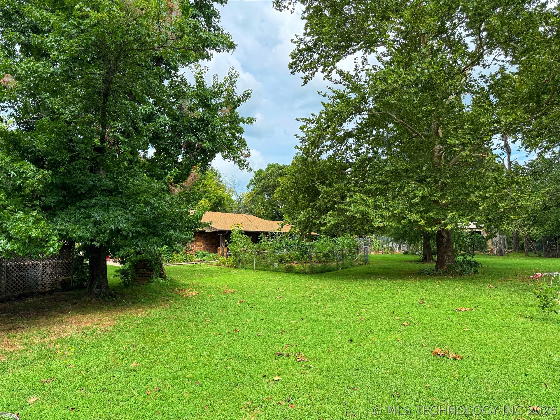 3512 N 3693p Holdenville OK 74848