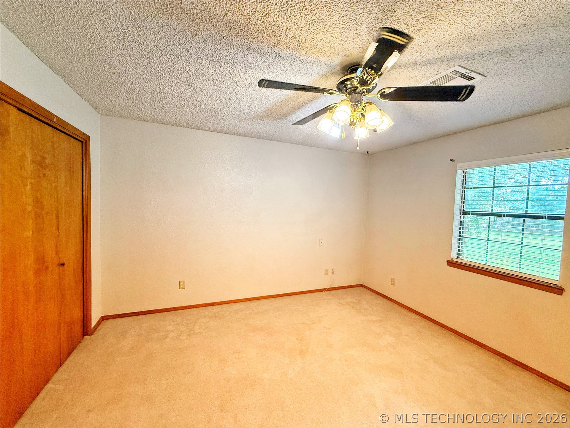 3512 N 3693p Holdenville OK 74848