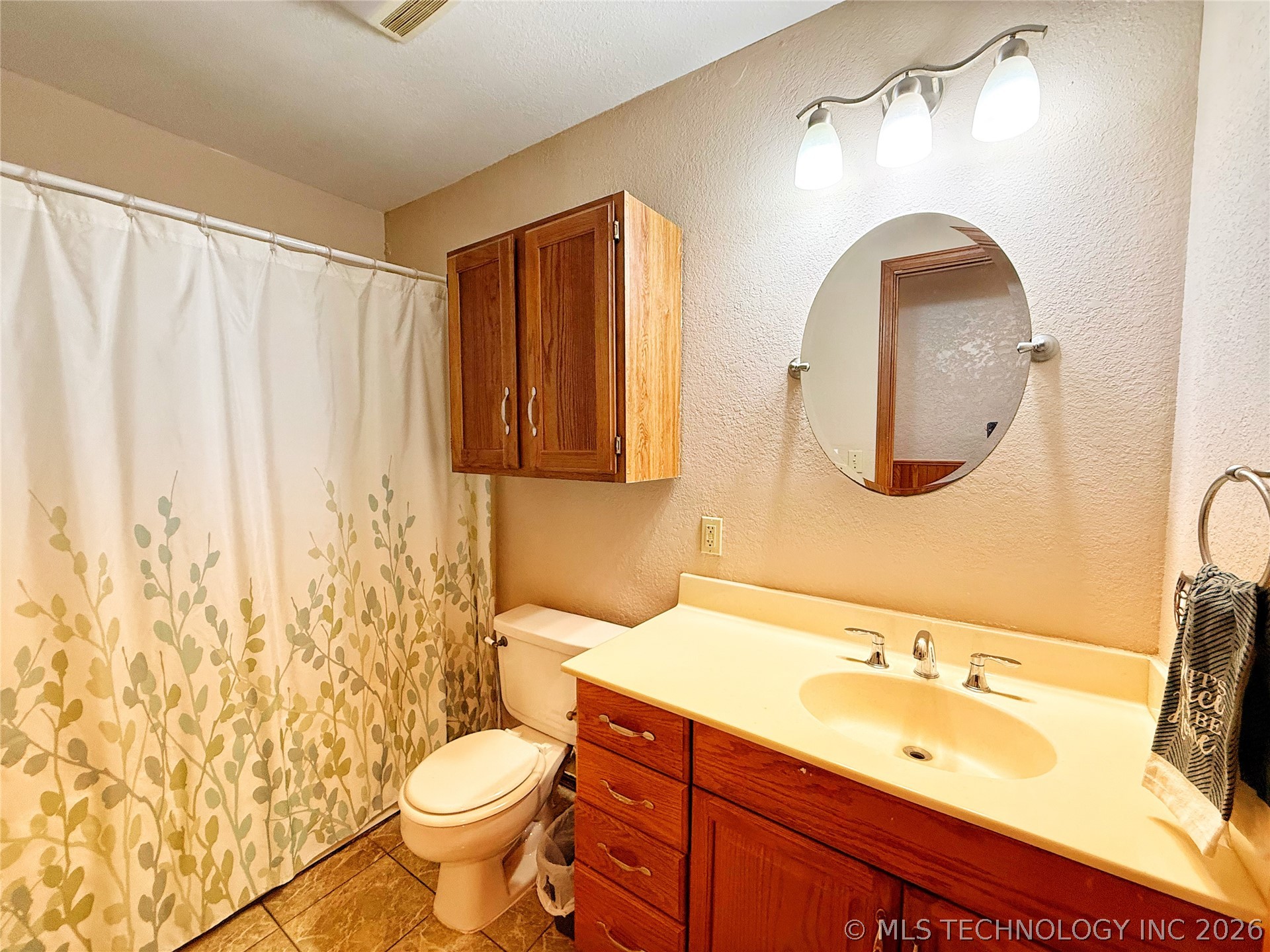3512 N 3693p Holdenville OK 74848