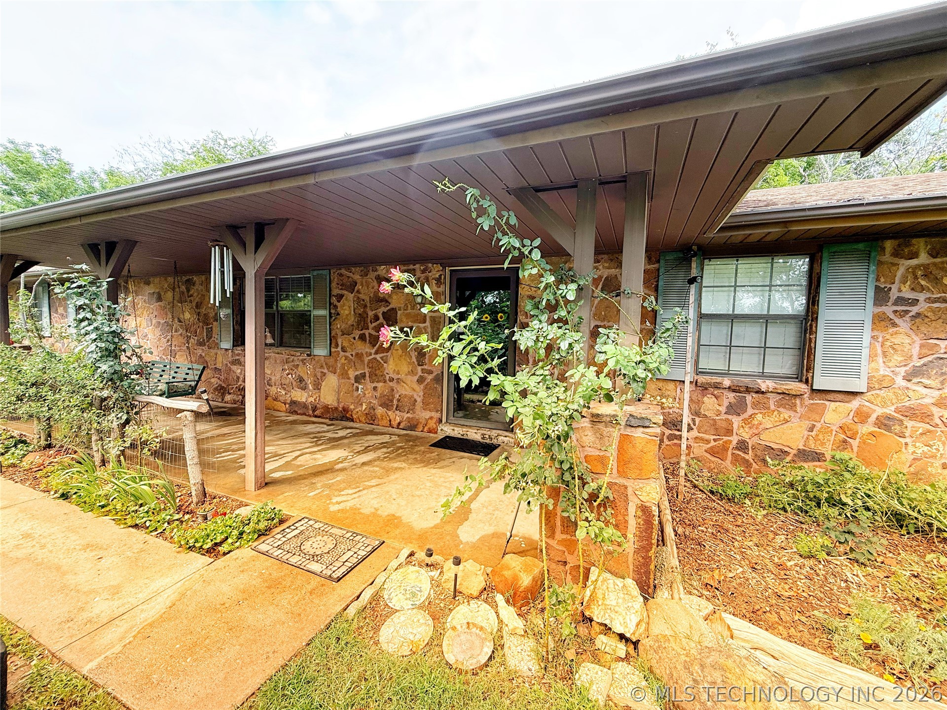 3512 N 3693p Holdenville OK 74848