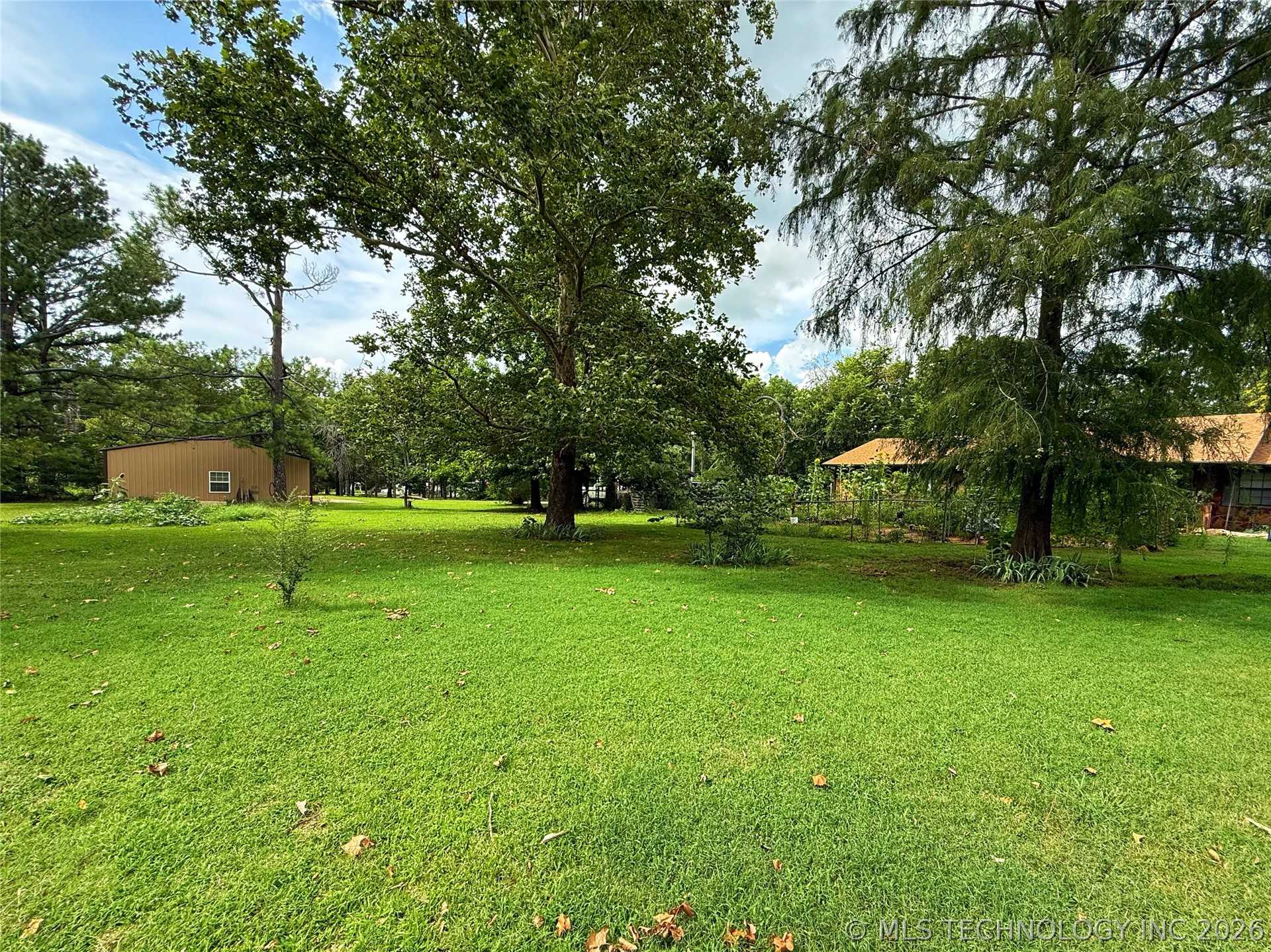 3512 N 3693p Holdenville OK 74848