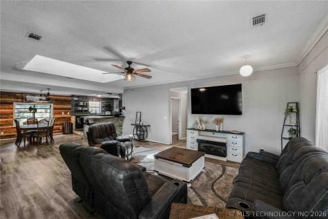 719 N Cherry Spiro OK 74959