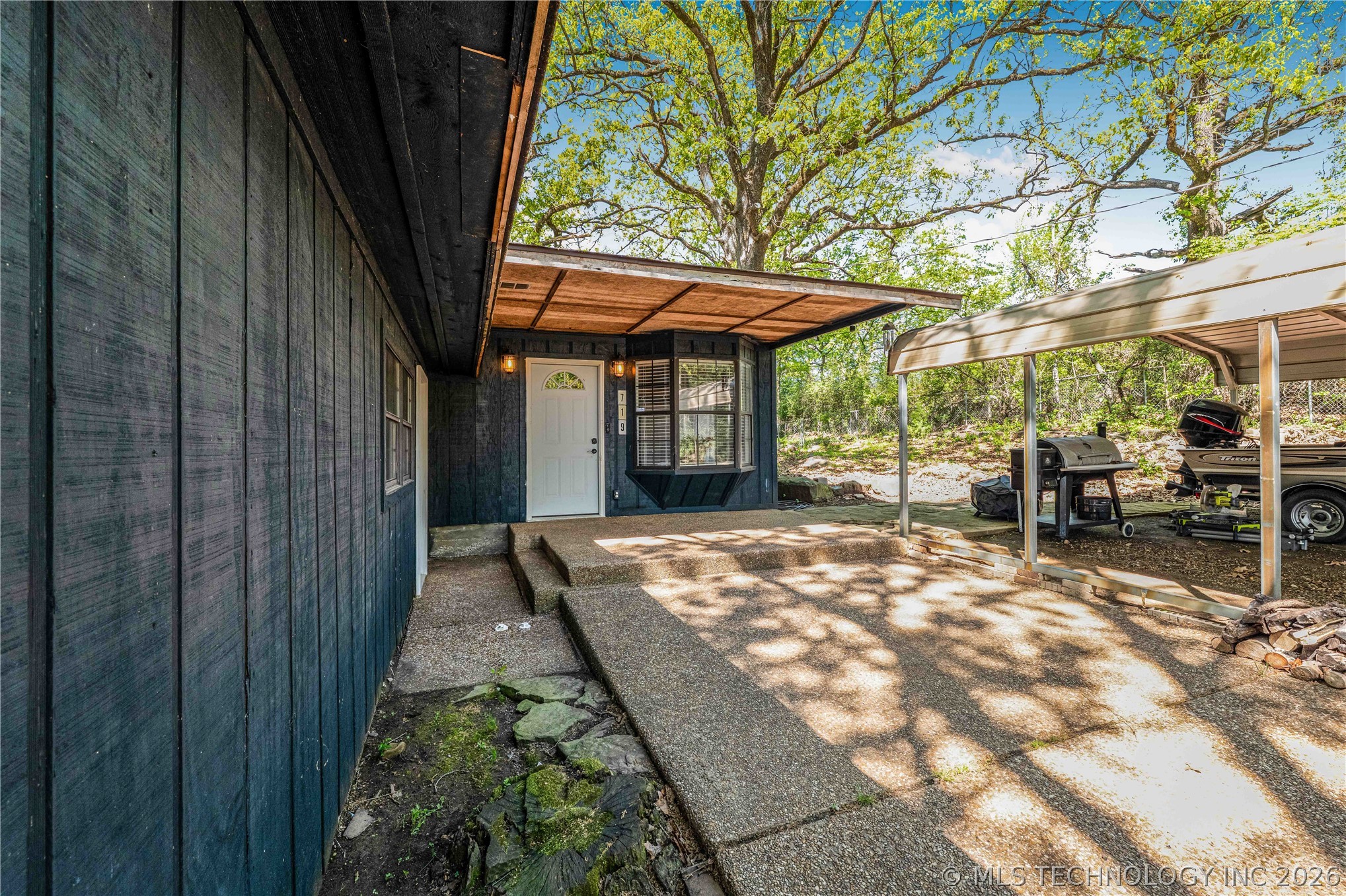 719 N Cherry Spiro OK 74959