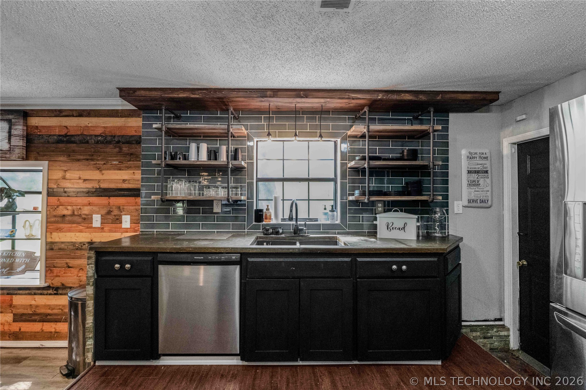 719 N Cherry Spiro OK 74959