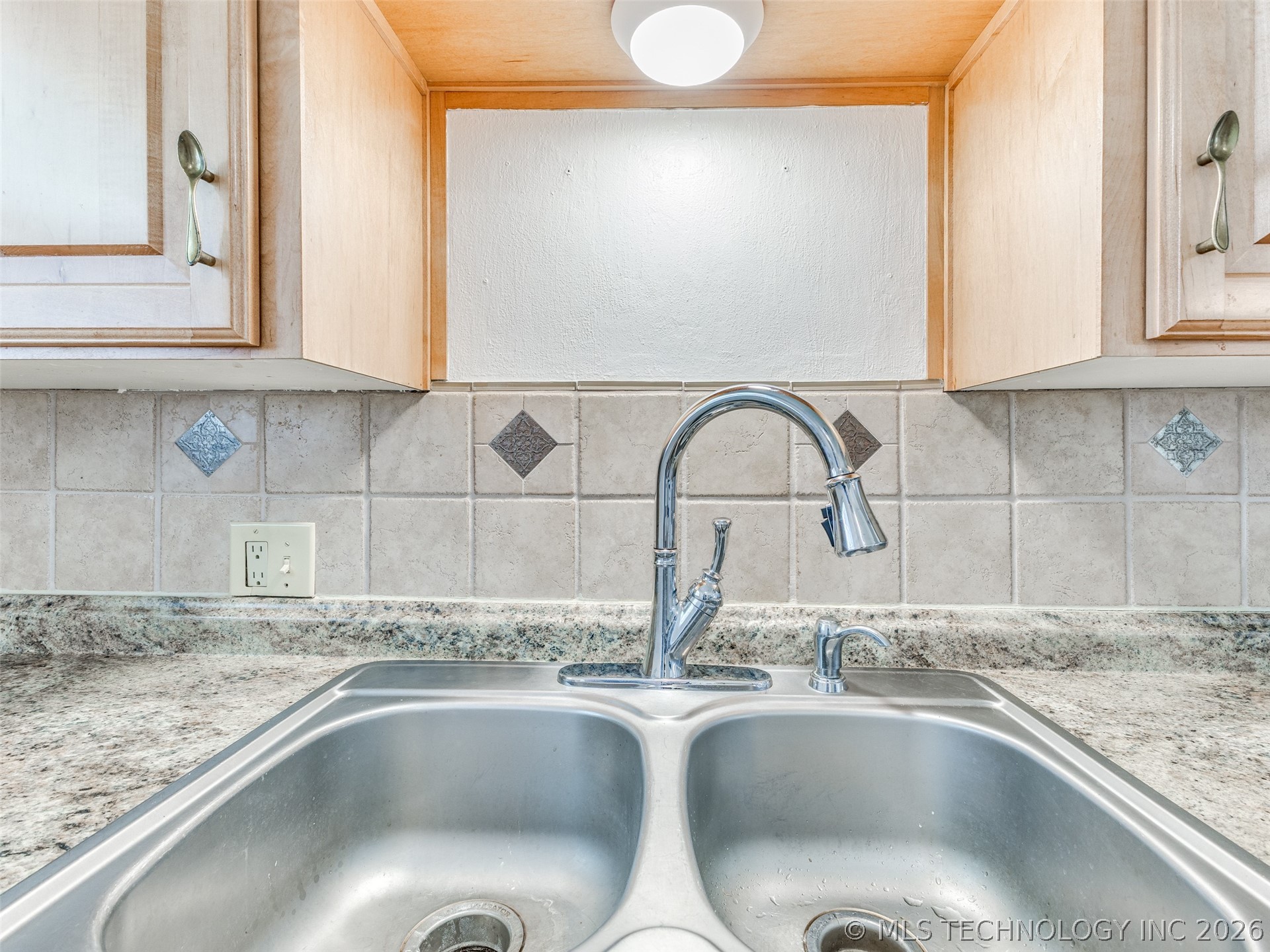 2425 W 49th Street Tulsa OK 74107