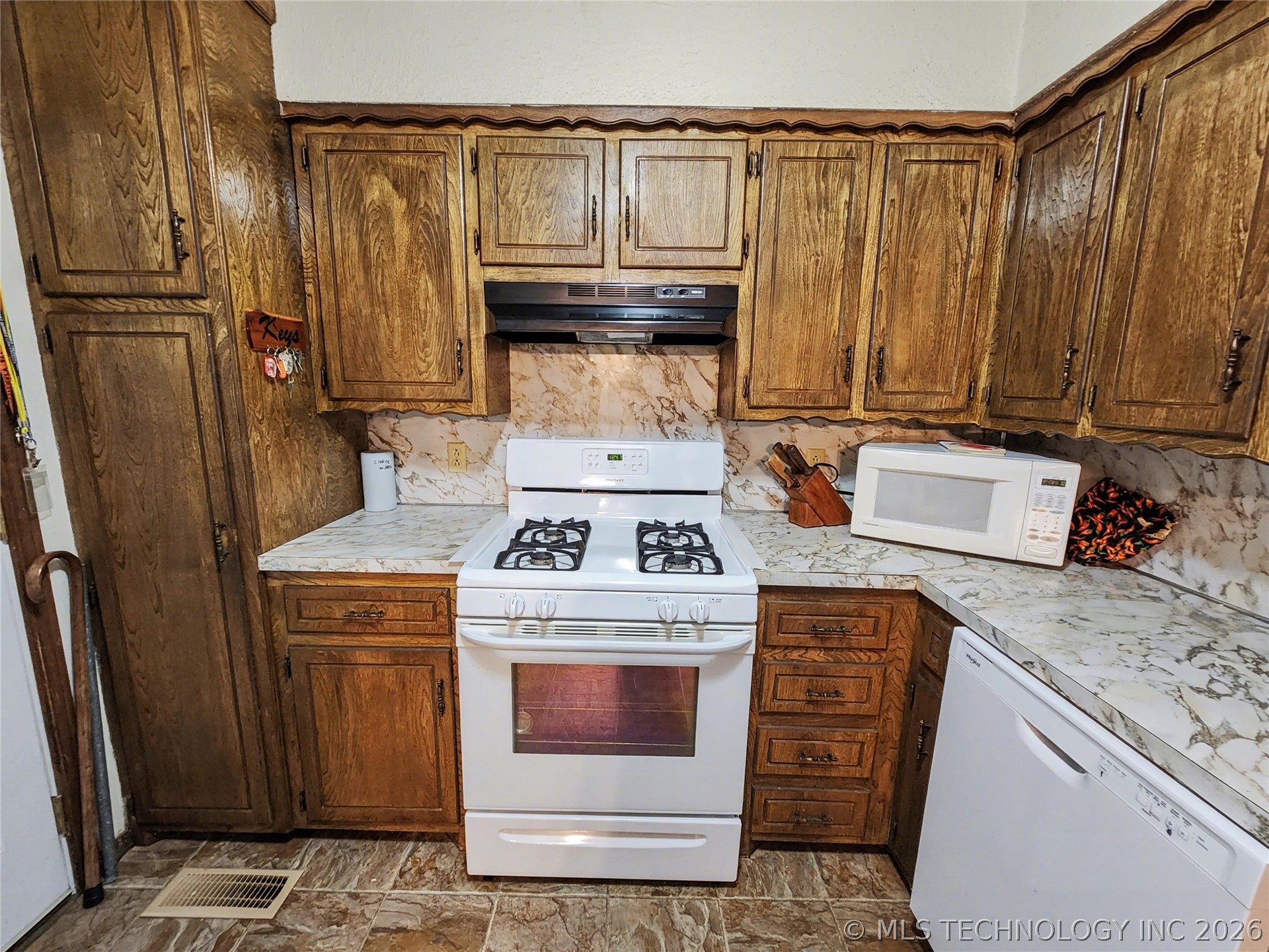 32128 S Hickory Drive Cookson OK 74427