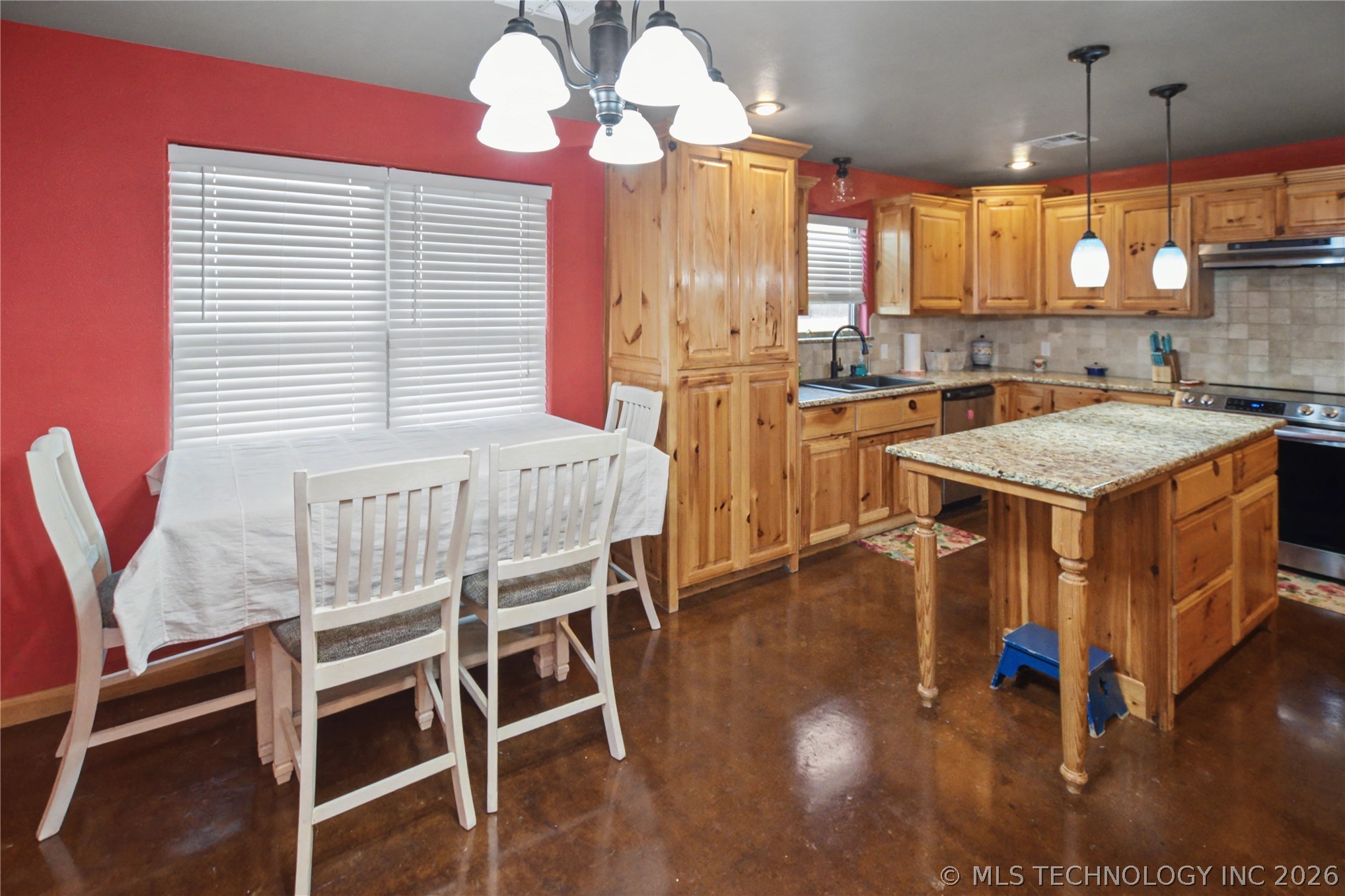 9754 N 510 Road Tahlequah OK 74464