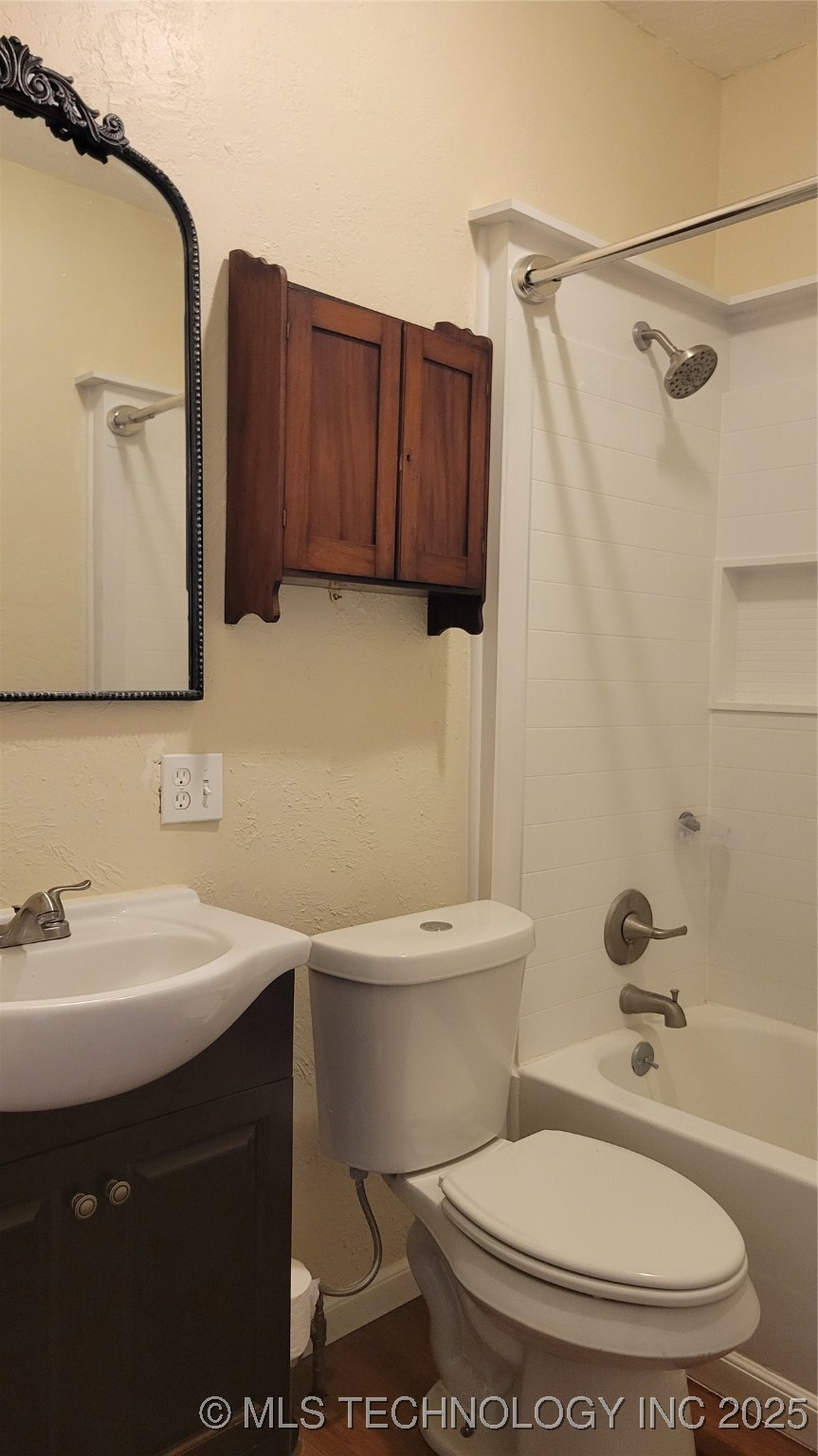 420 S Center Ada OK 74820