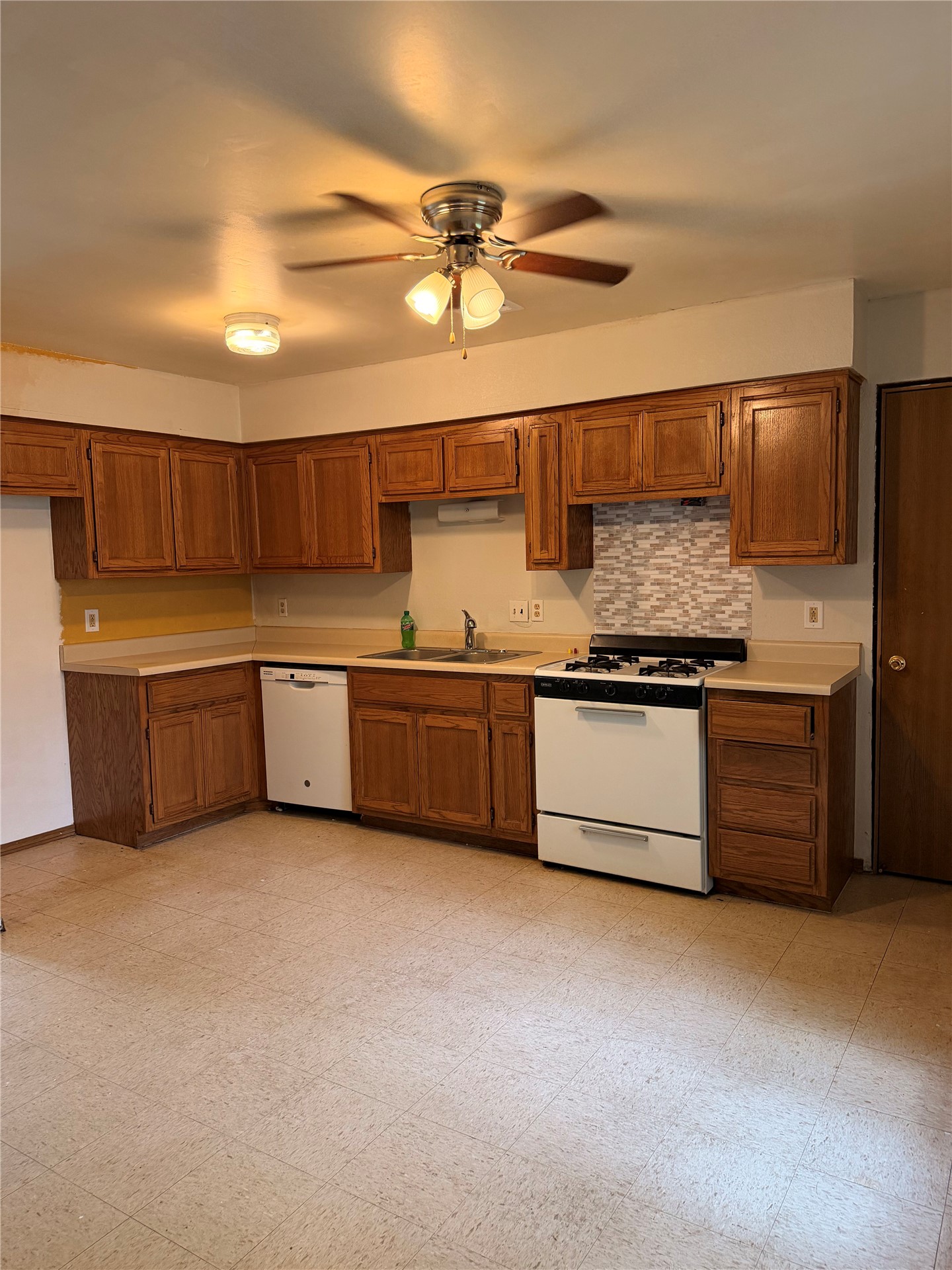 220 S 15 Street Collinsville OK 74021