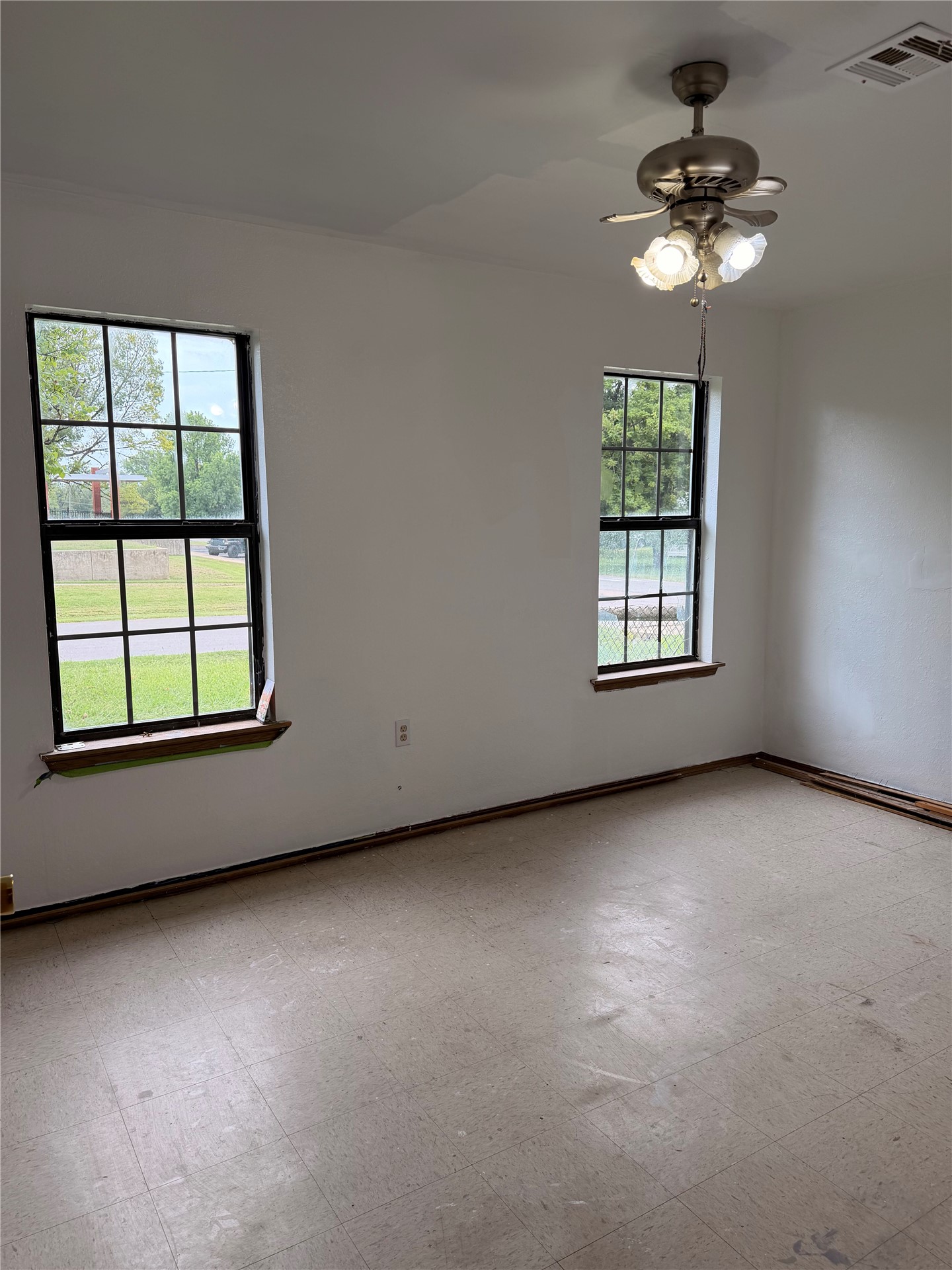 220 S 15 Street Collinsville OK 74021