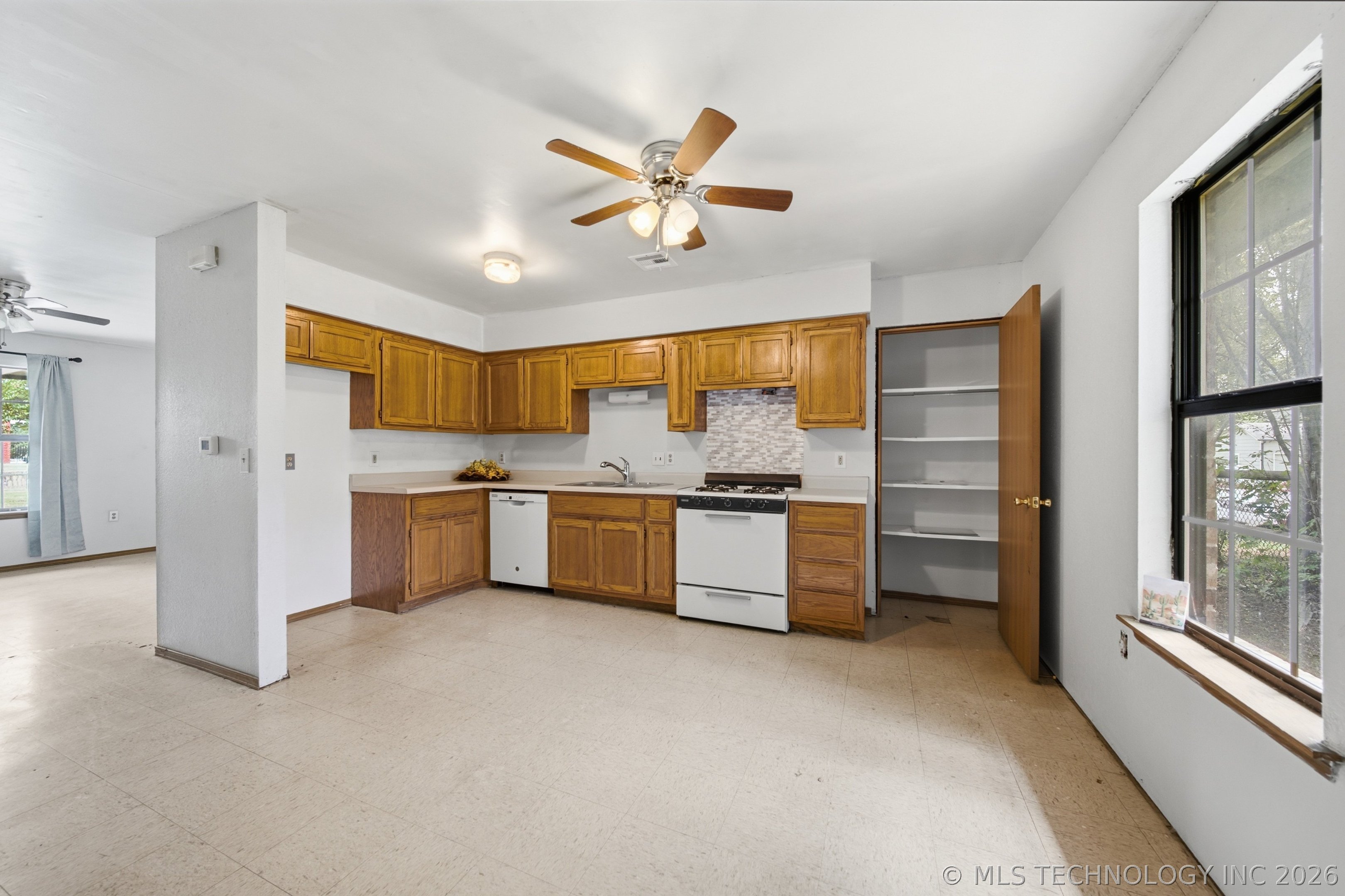 220 S 15 Street Collinsville OK 74021