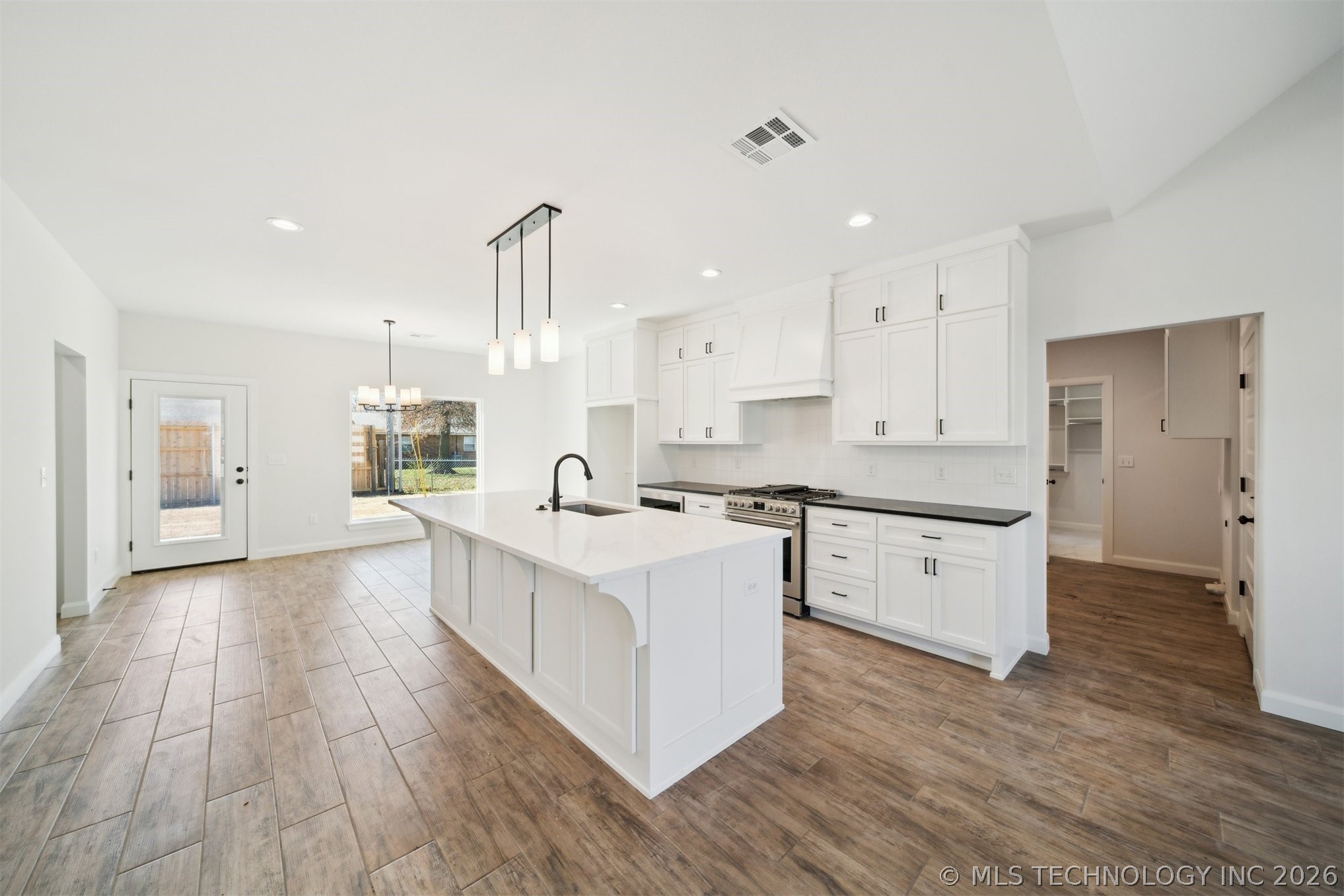 404 W 7th Street Dewey OK 74029