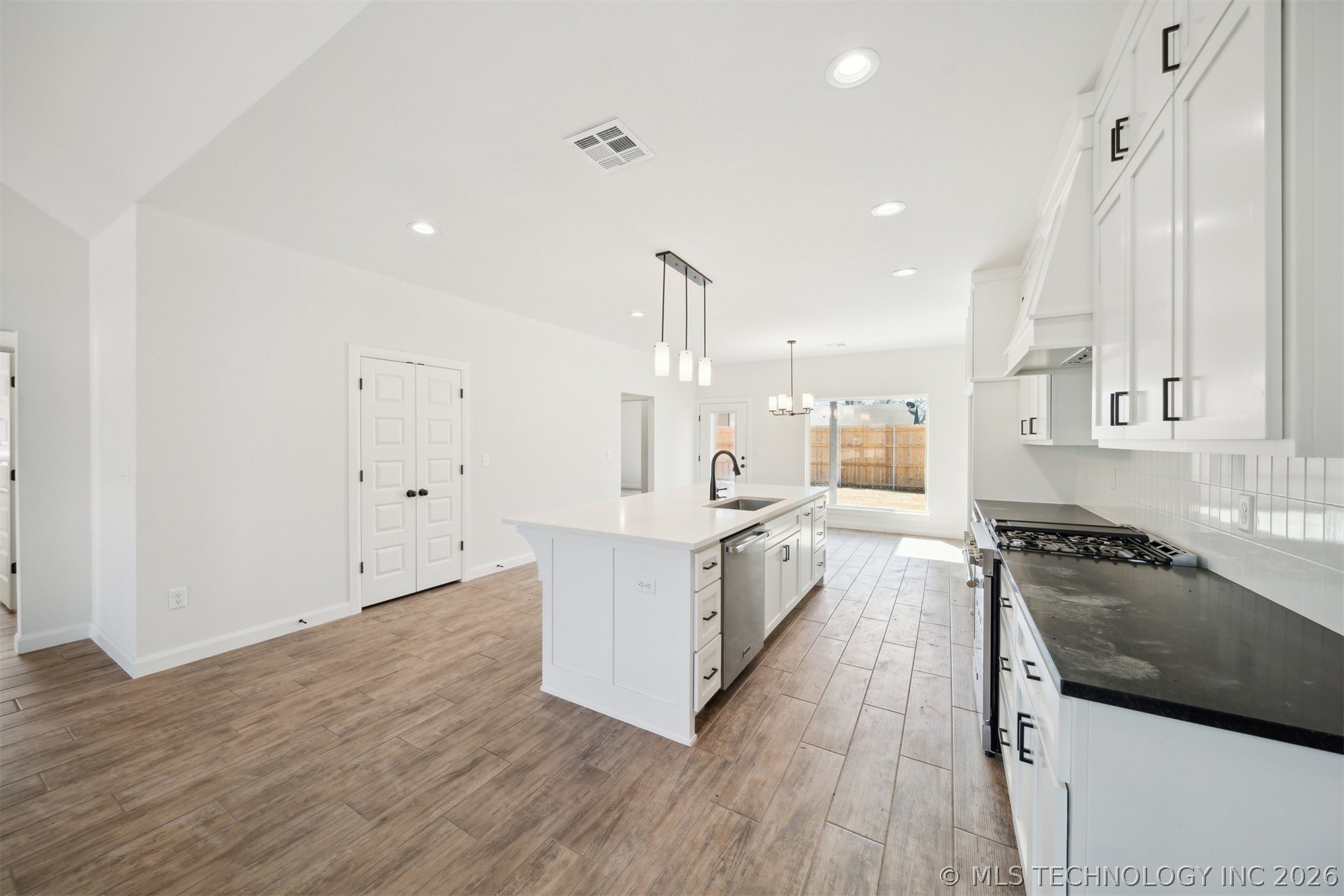 404 W 7th Street Dewey OK 74029